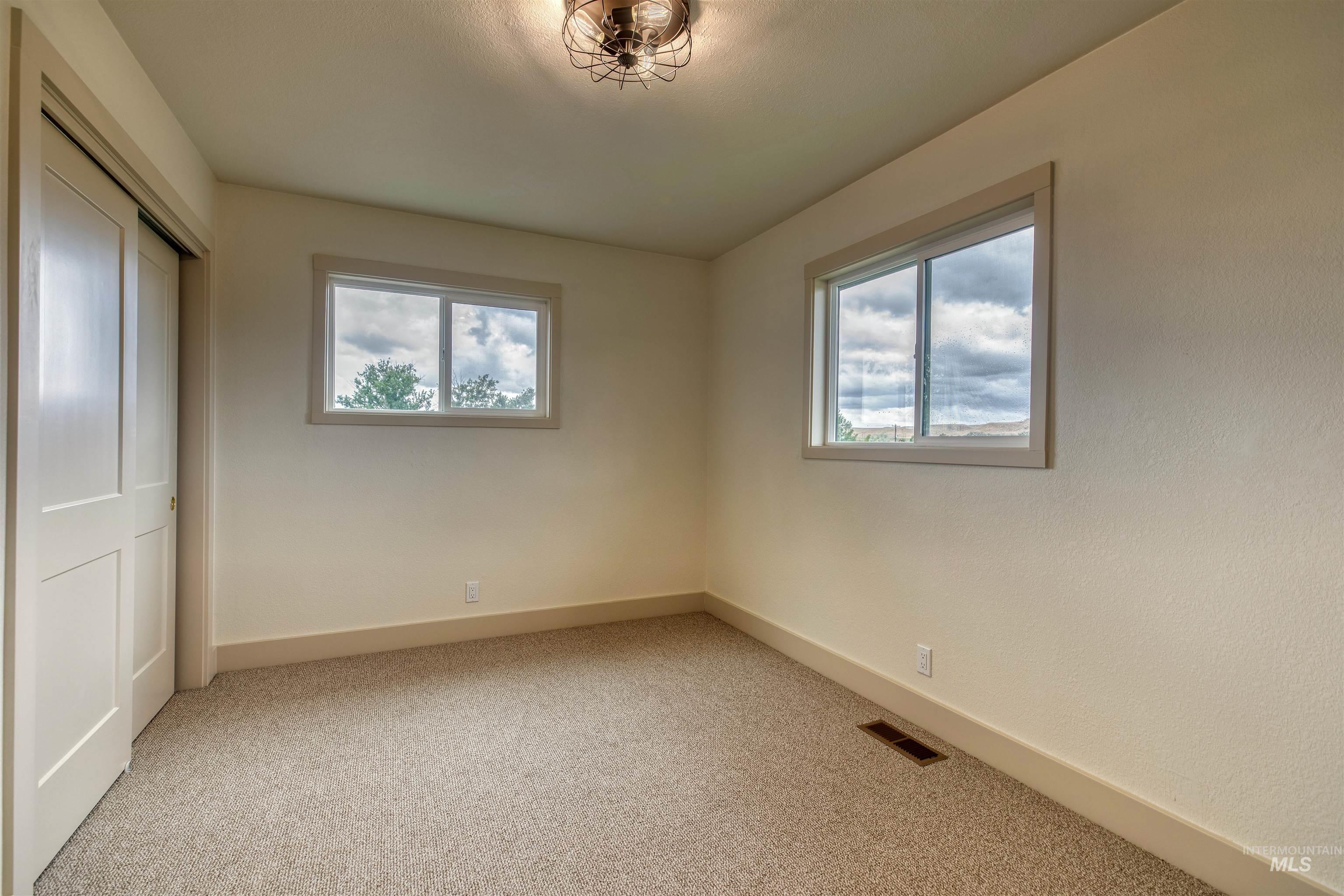 3131 Fuller Rd, Emmett, Idaho 83617, 3 Bedrooms, 2.5 Bathrooms, Residential For Sale, Price $779,000,MLS 98975478