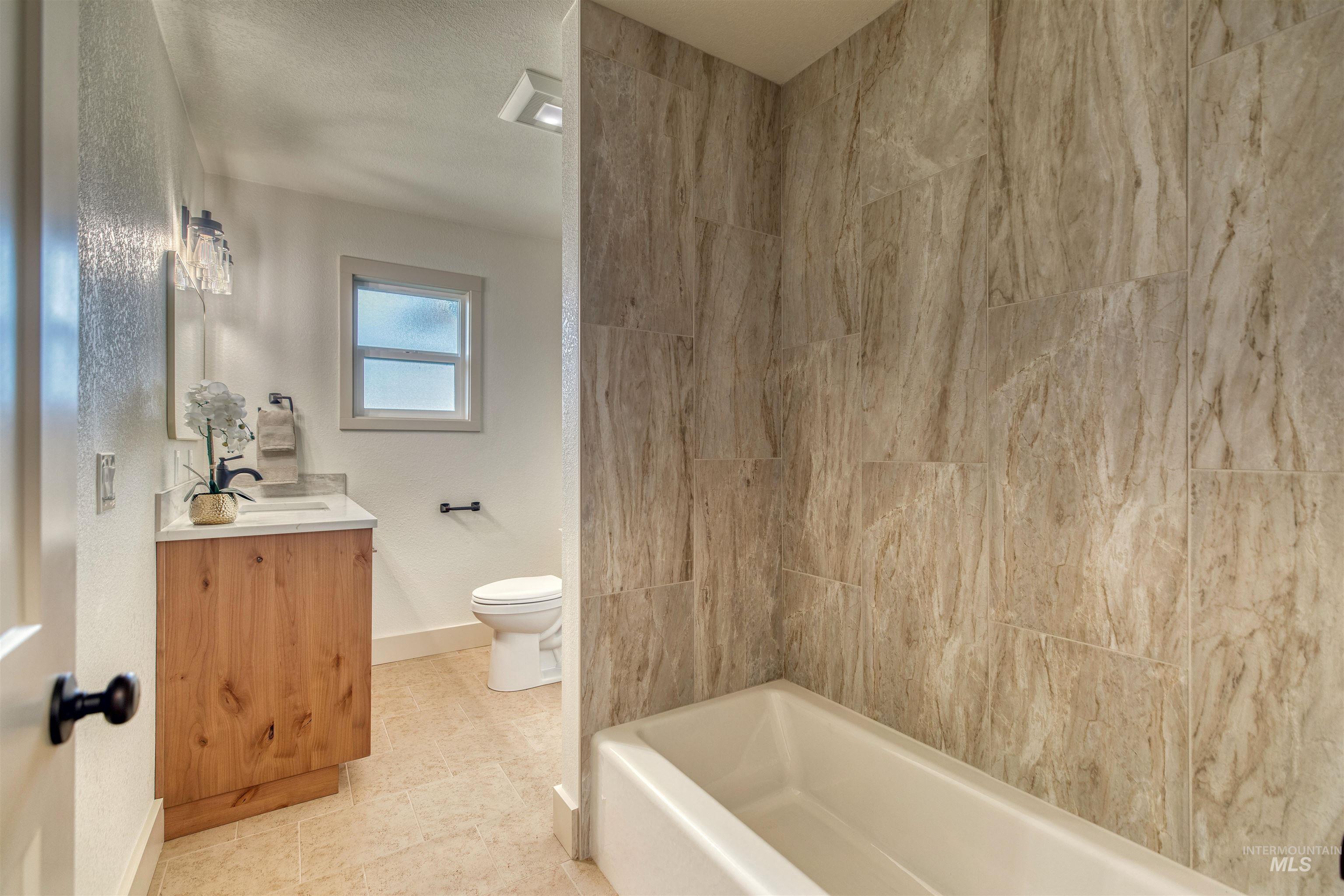 3131 Fuller Rd, Emmett, Idaho 83617, 3 Bedrooms, 2.5 Bathrooms, Residential For Sale, Price $779,000,MLS 98975478