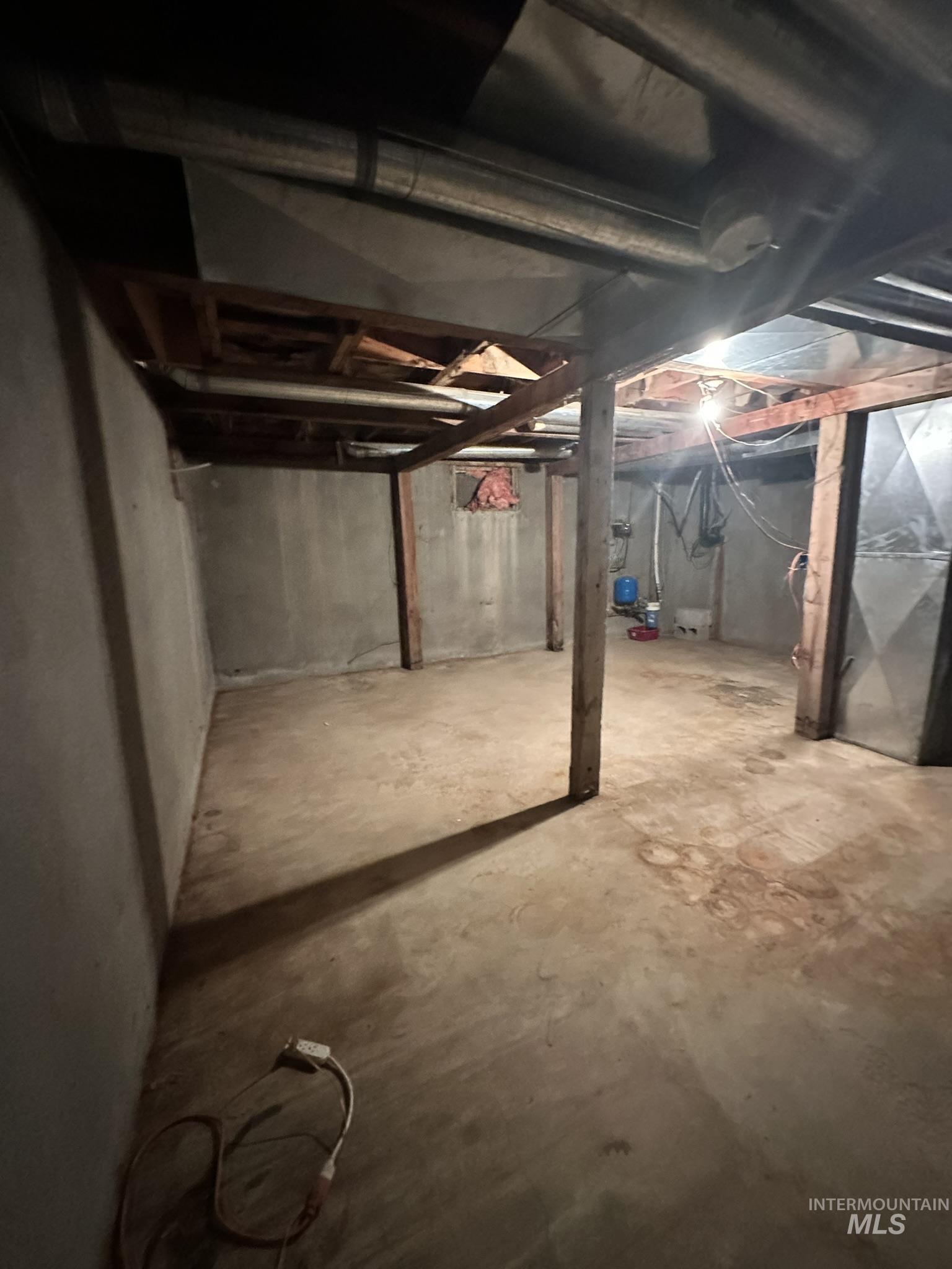 6750 Dearborne Road, Nampa, Idaho 83686, 3 Bedrooms, 2 Bathrooms, Residential For Sale, Price $500,000, 98975479