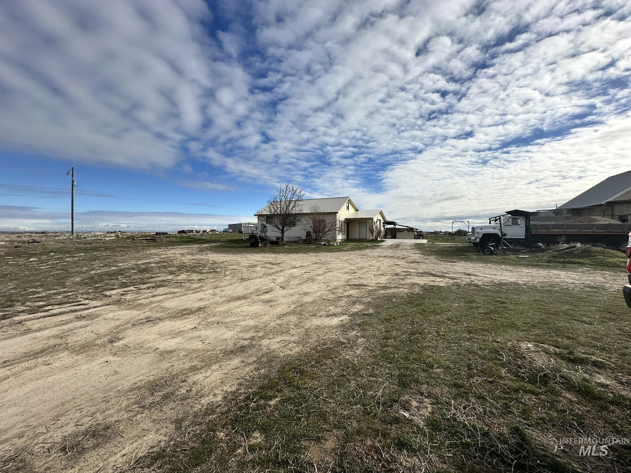 6750 Dearborne Road, Nampa, Idaho 83686, 3 Bedrooms, 2 Bathrooms, Residential For Sale, Price $500,000, 98975479