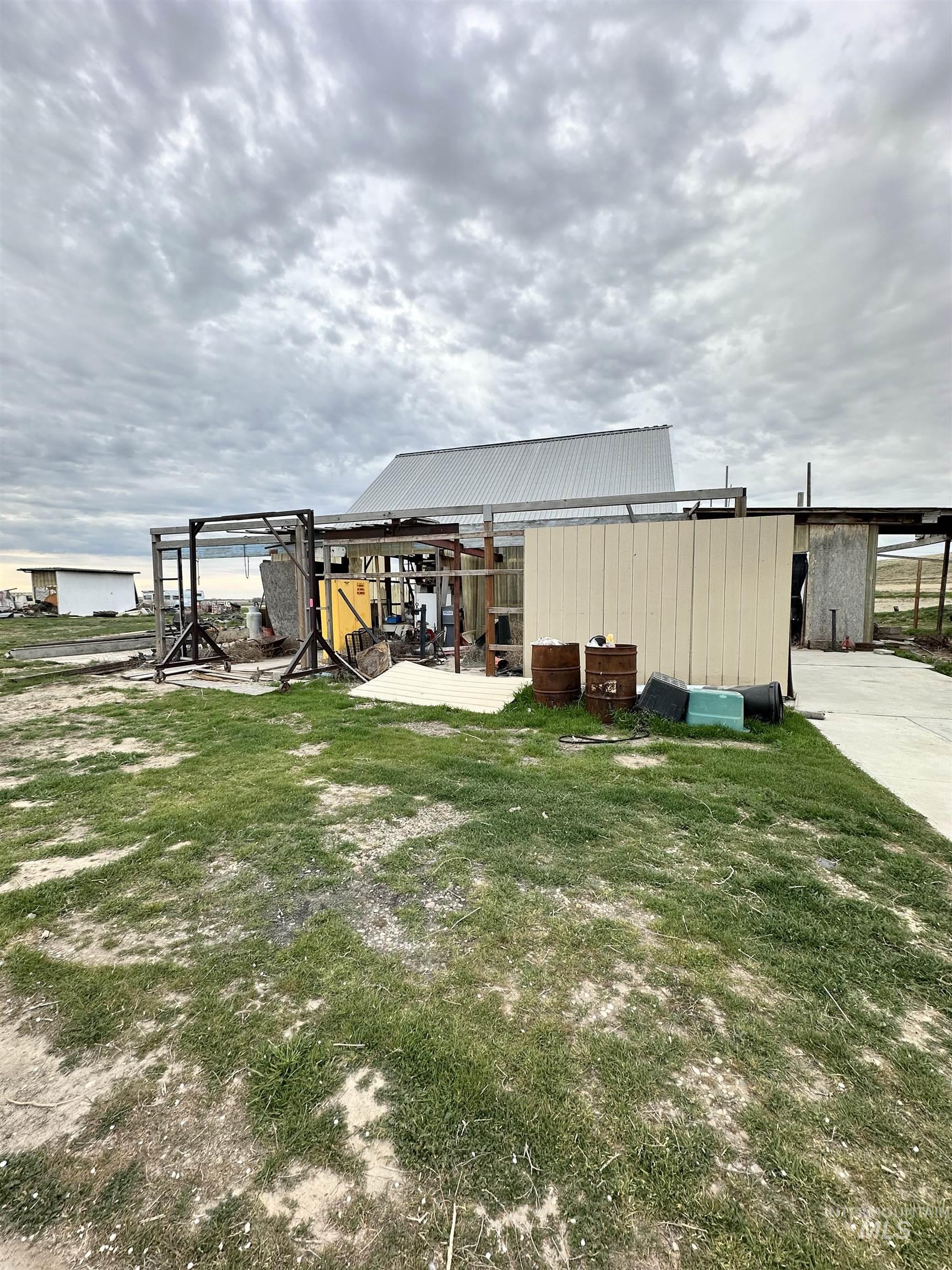 6750 Dearborne Road, Nampa, Idaho 83686, 3 Bedrooms, 2 Bathrooms, Residential For Sale, Price $500,000,MLS 98975479