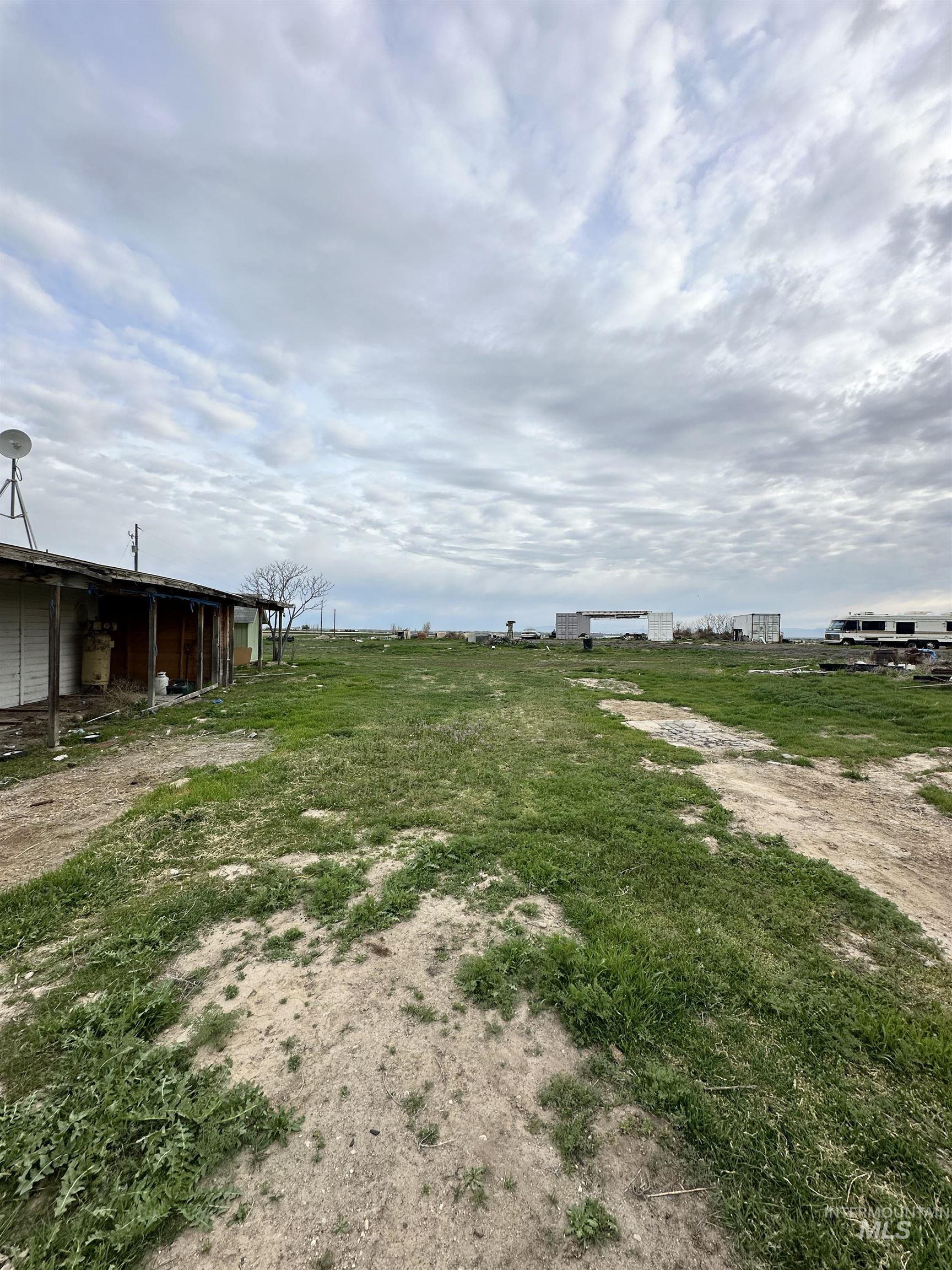 6750 Dearborne Road, Nampa, Idaho 83686, 3 Bedrooms, 2 Bathrooms, Residential For Sale, Price $500,000,MLS 98975479