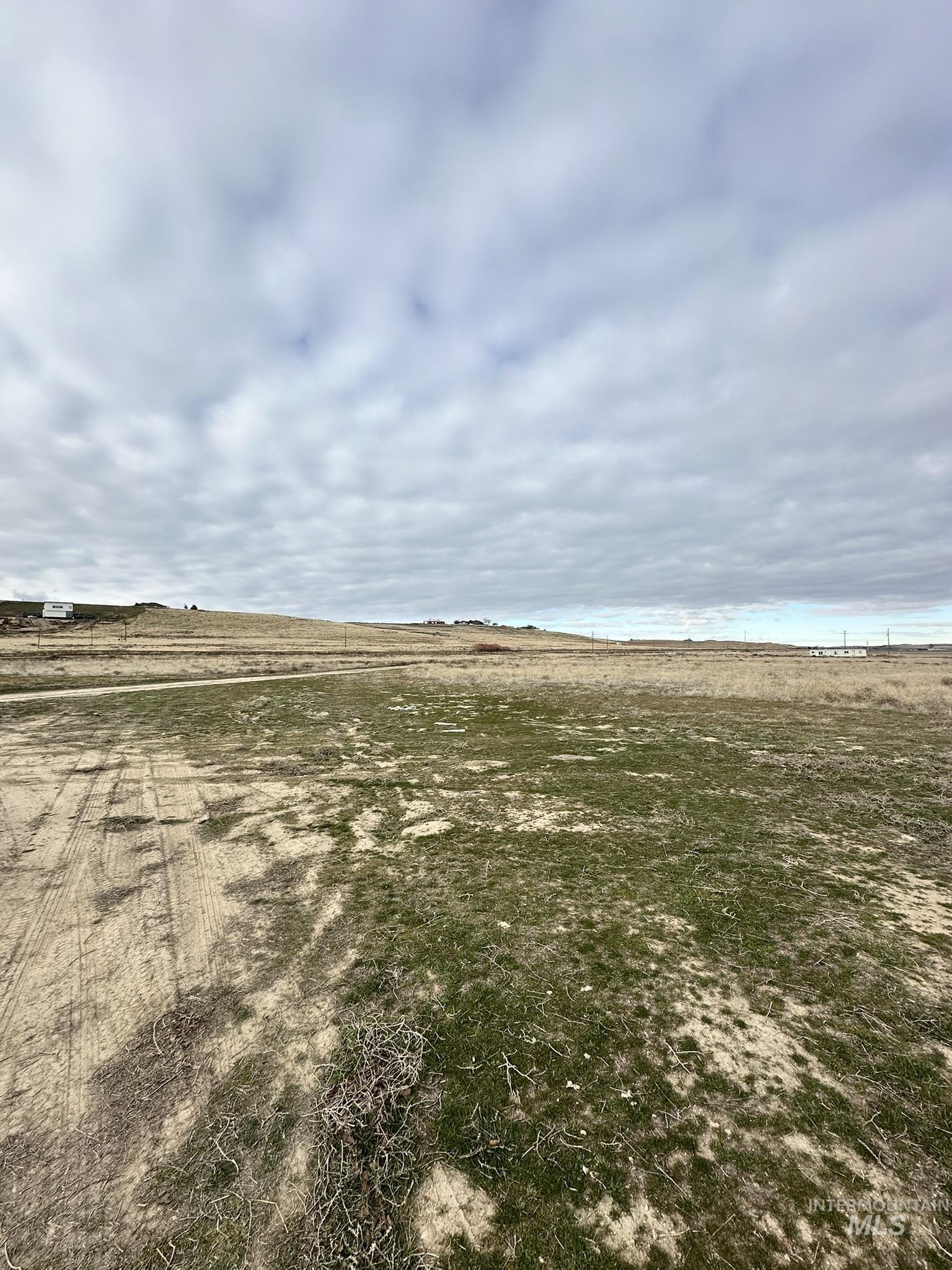 6750 Dearborne Road, Nampa, Idaho 83686, 3 Bedrooms, 2 Bathrooms, Residential For Sale, Price $500,000, 98975479