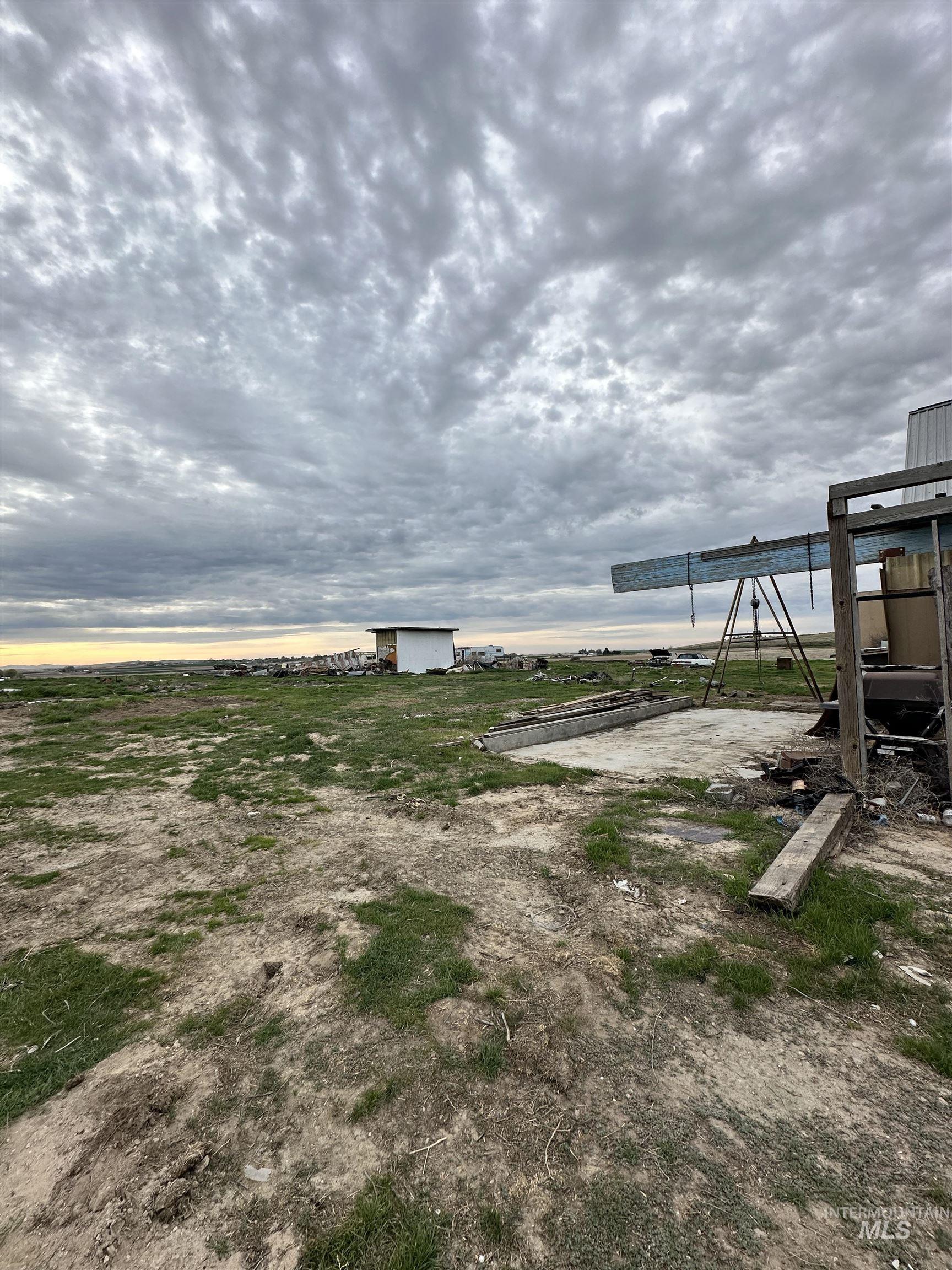 6750 Dearborne Road, Nampa, Idaho 83686, 3 Bedrooms, 2 Bathrooms, Residential For Sale, Price $500,000,MLS 98975479