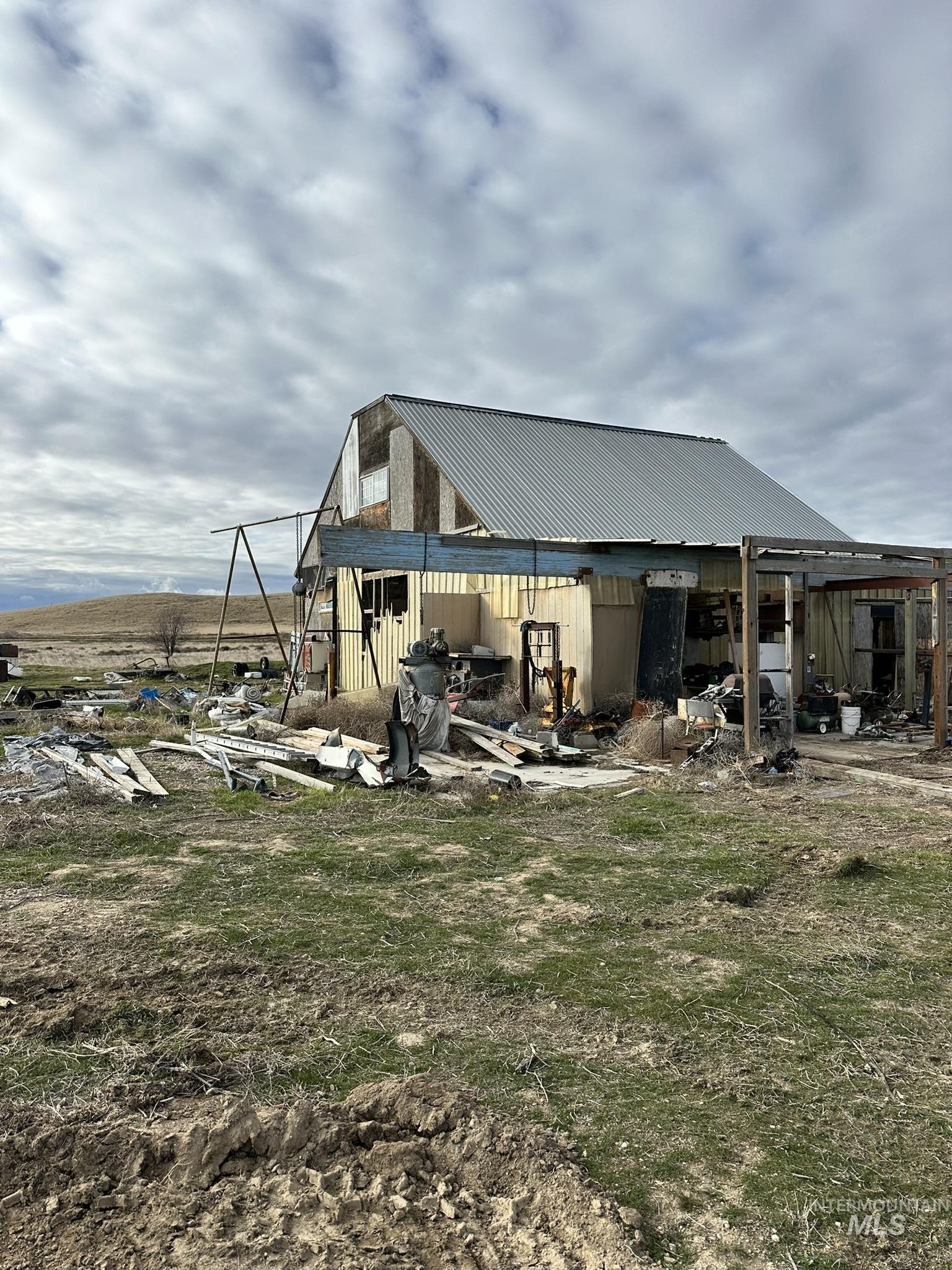 6750 Dearborne Road, Nampa, Idaho 83686, 3 Bedrooms, 2 Bathrooms, Residential For Sale, Price $500,000, 98975479