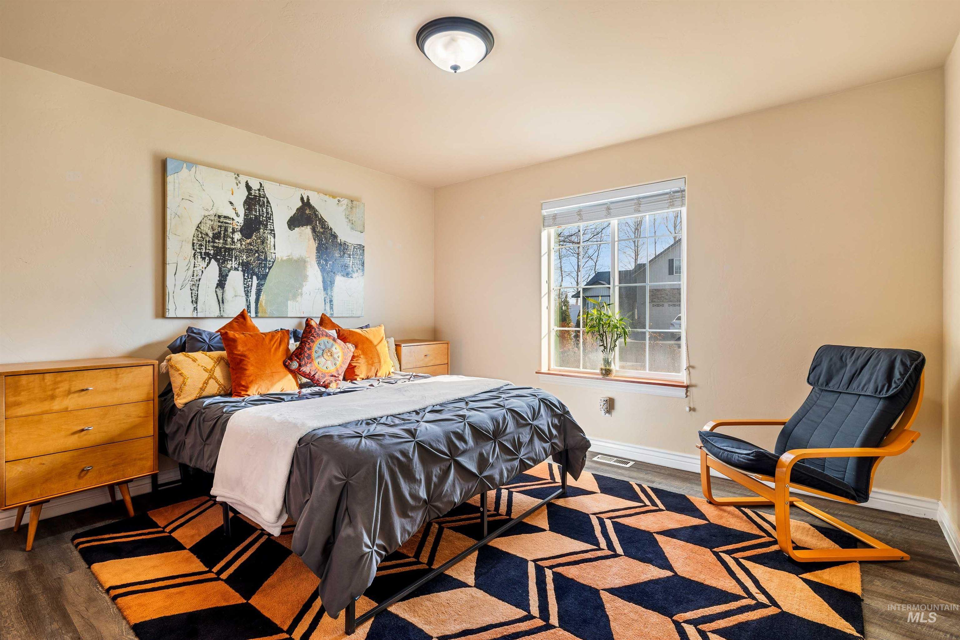 964 Borah Ave W, Twin Falls, Idaho 83301-5765, 3 Bedrooms, 2 Bathrooms, Residential For Sale, Price $420,000, 98975481