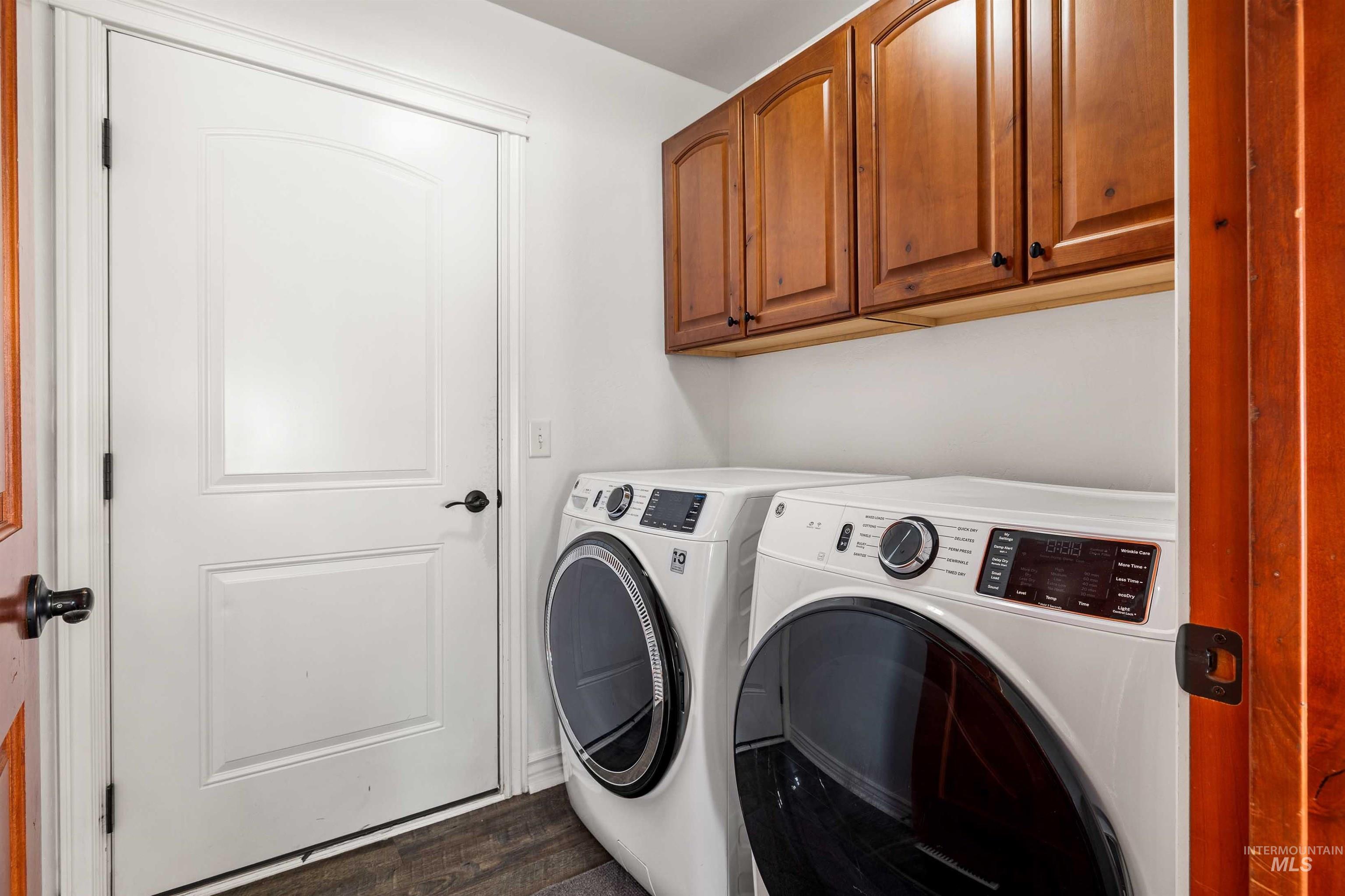 964 Borah Ave W, Twin Falls, Idaho 83301-5765, 3 Bedrooms, 2 Bathrooms, Residential For Sale, Price $420,000, 98975481