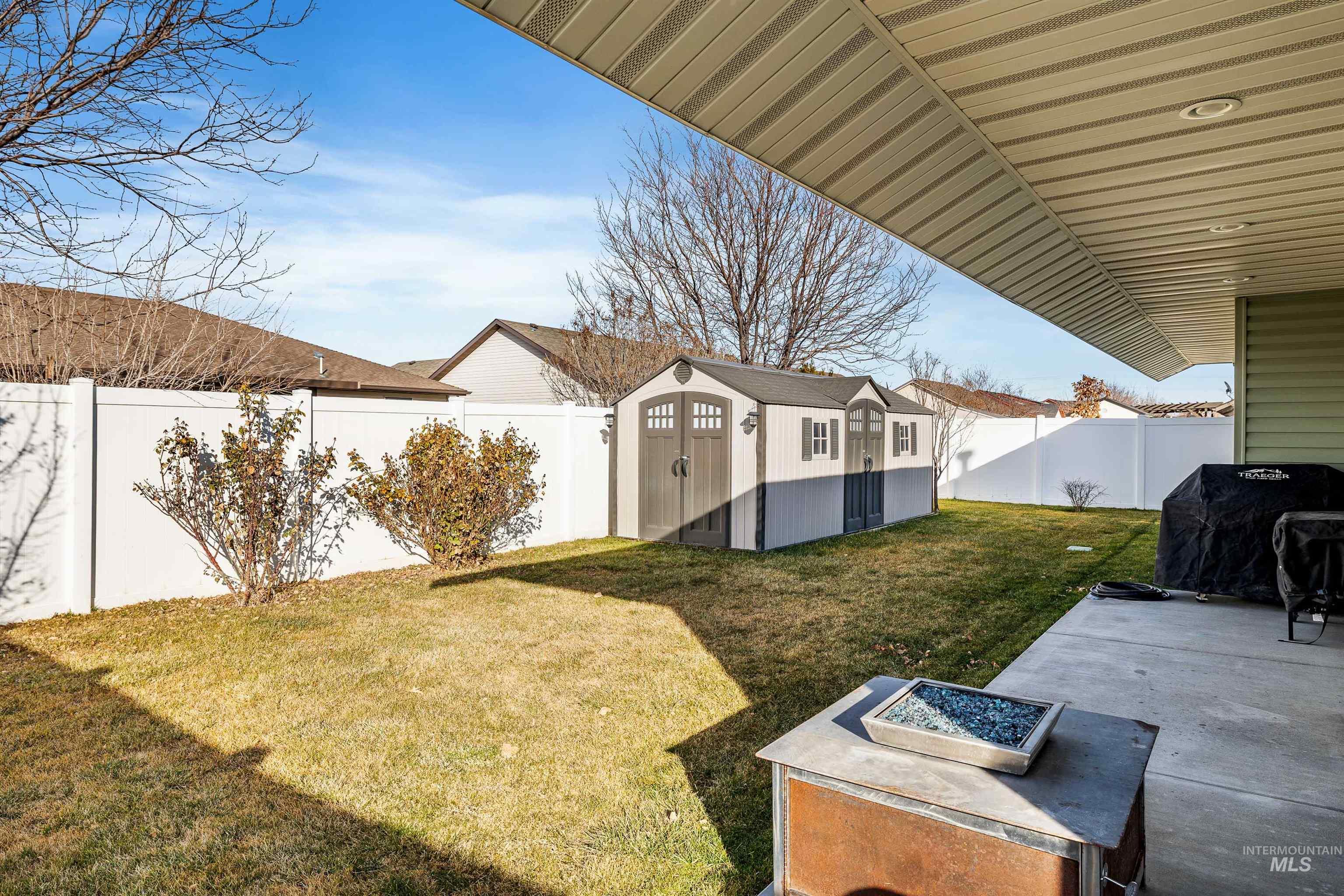 964 Borah Ave W, Twin Falls, Idaho 83301-5765, 3 Bedrooms, 2 Bathrooms, Residential For Sale, Price $420,000, 98975481