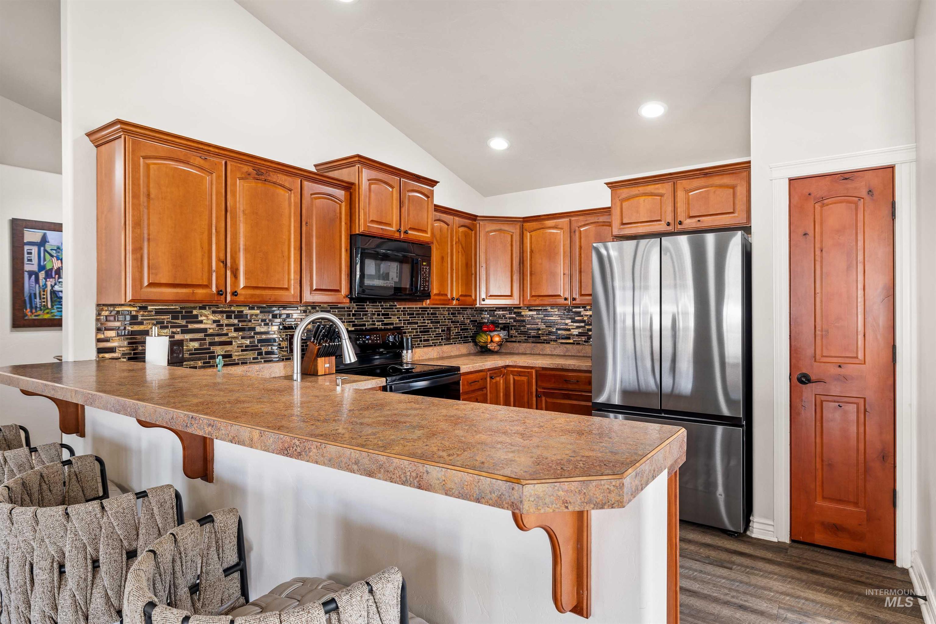 964 Borah Ave W, Twin Falls, Idaho 83301-5765, 3 Bedrooms, 2 Bathrooms, Residential For Sale, Price $420,000, 98975481