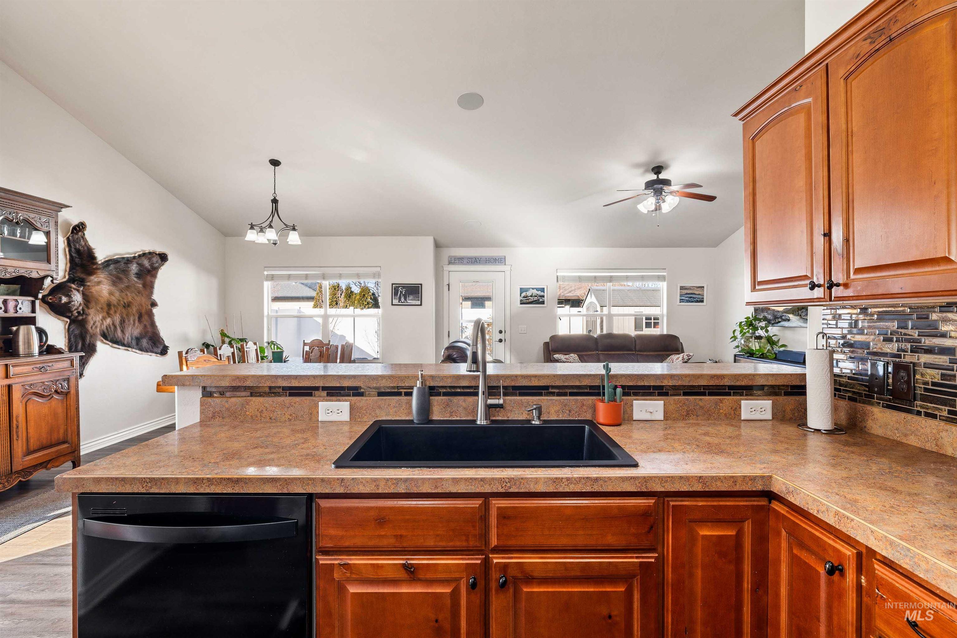 964 Borah Ave W, Twin Falls, Idaho 83301-5765, 3 Bedrooms, 2 Bathrooms, Residential For Sale, Price $420,000, 98975481