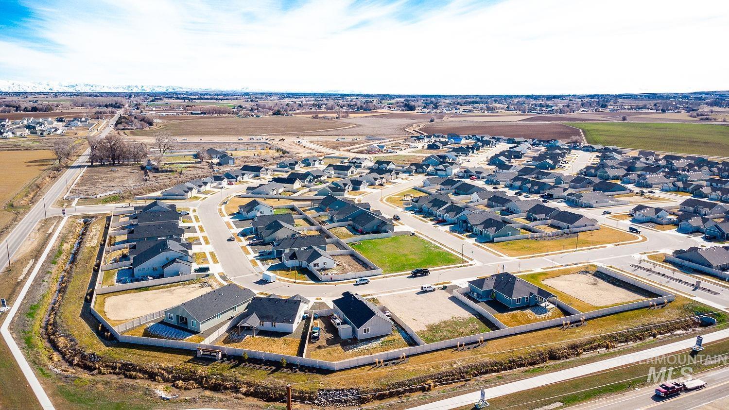 3995 S Quilt Ave, Nampa, Idaho 83687, 3 Bedrooms, 2 Bathrooms, Residential For Sale, Price $385,000, 98975484