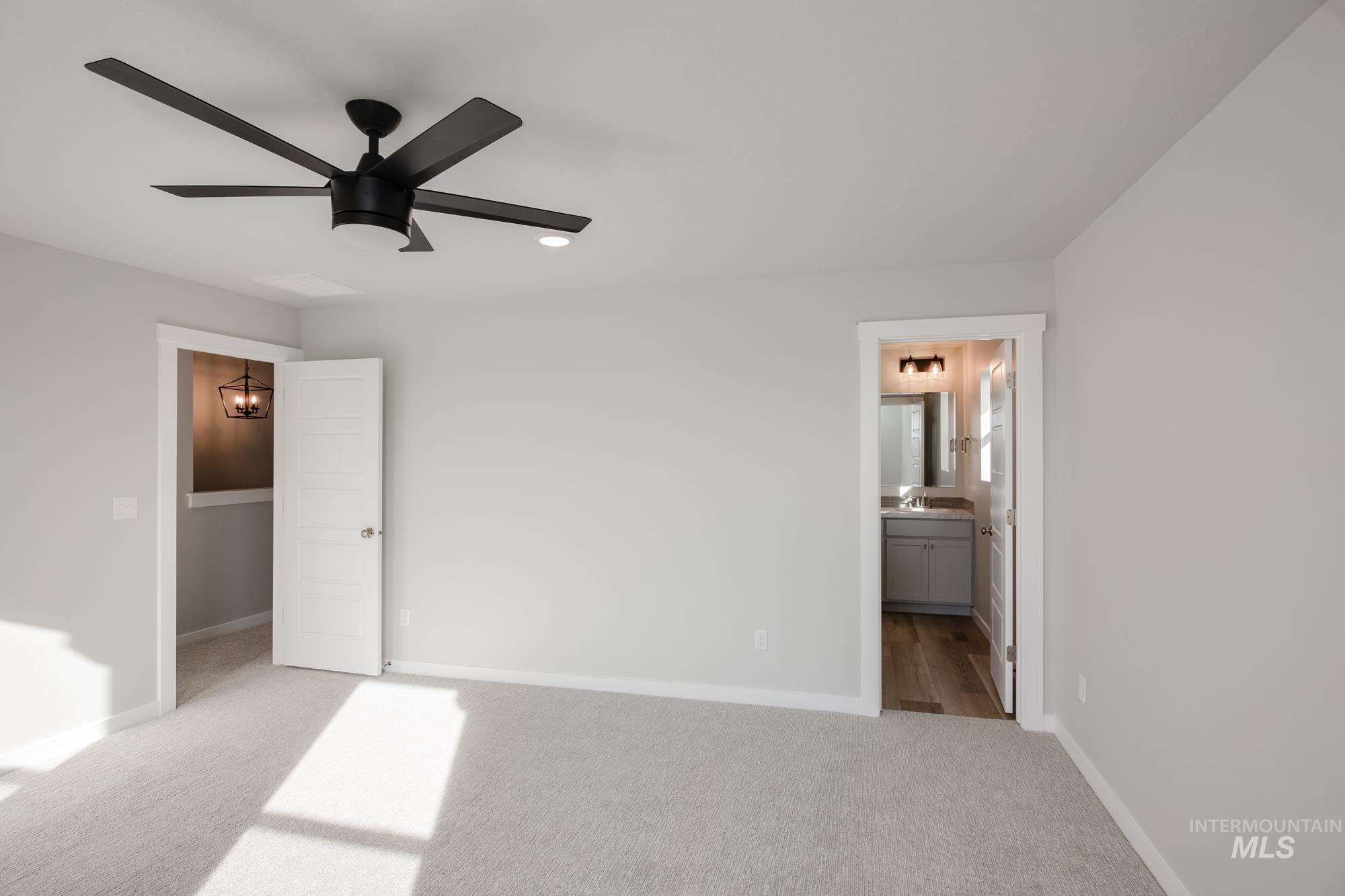 6780 W Redwood Creek Dr, Meridian, Idaho 83646, 3 Bedrooms, 2.5 Bathrooms, Residential For Sale, Price $469,990, 98975485