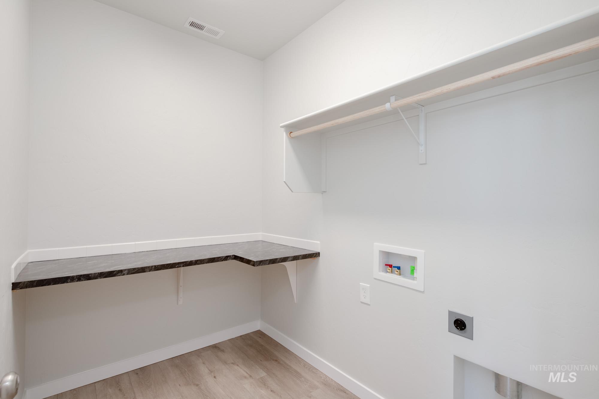 17662 N Boone Peak Ave, Nampa, Idaho 83687, 4 Bedrooms, 2 Bathrooms, Residential For Sale, Price $554,990, 98975487