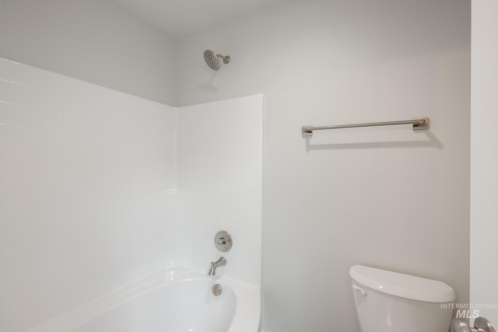 17662 N Boone Peak Ave, Nampa, Idaho 83687, 4 Bedrooms, 2 Bathrooms, Residential For Sale, Price $554,990, 98975487