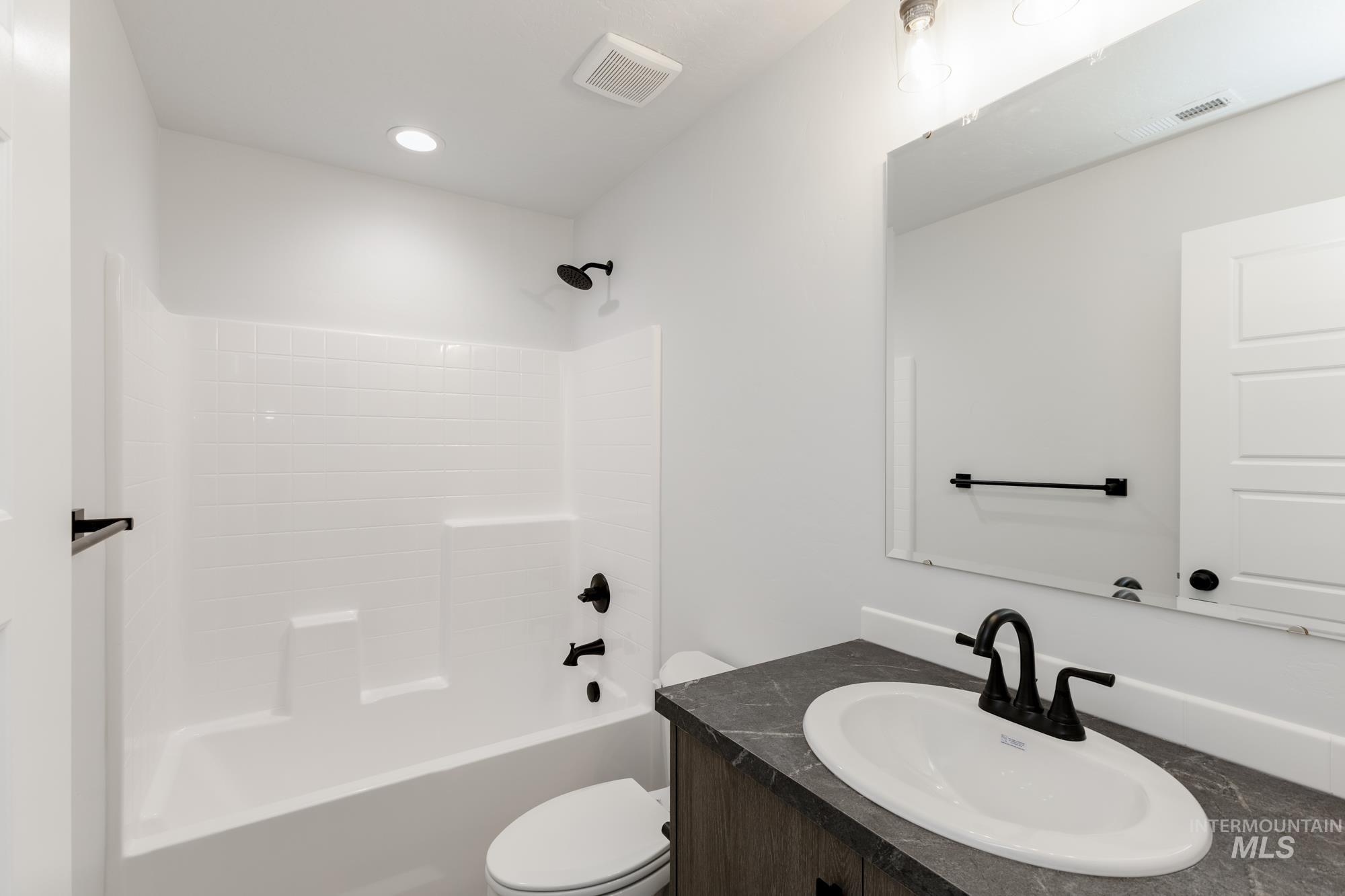 17776 N Hugh Glass Way, Nampa, Idaho 83687, 5 Bedrooms, 3 Bathrooms, Residential For Sale, Price $534,990, 98975488