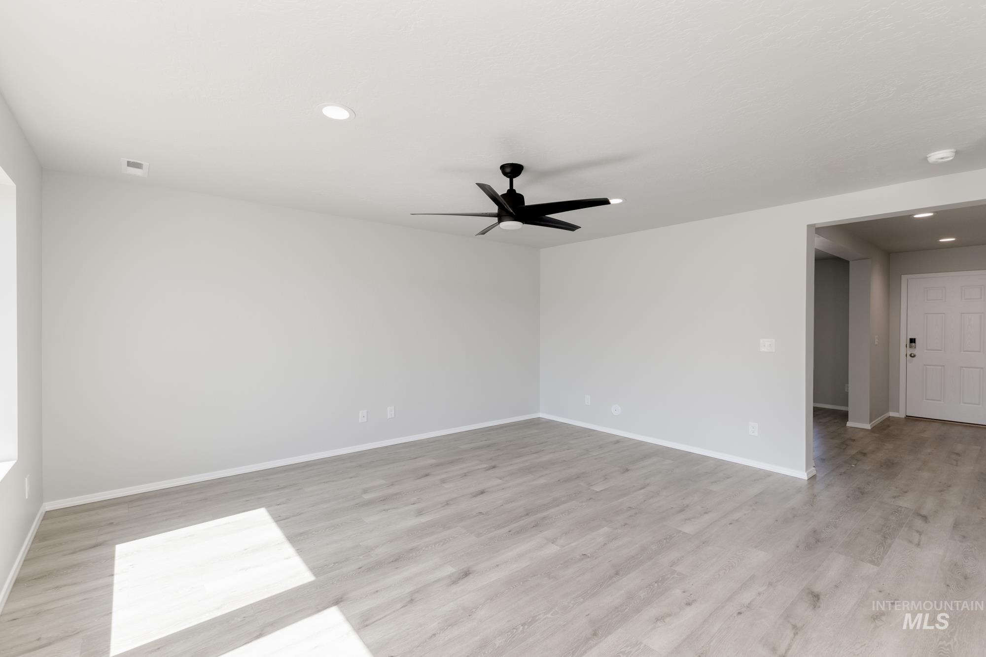 17777 N Hugh Glass Way, Nampa, Idaho 83687, 4 Bedrooms, 2.5 Bathrooms, Residential For Sale, Price $464,990, 98975489