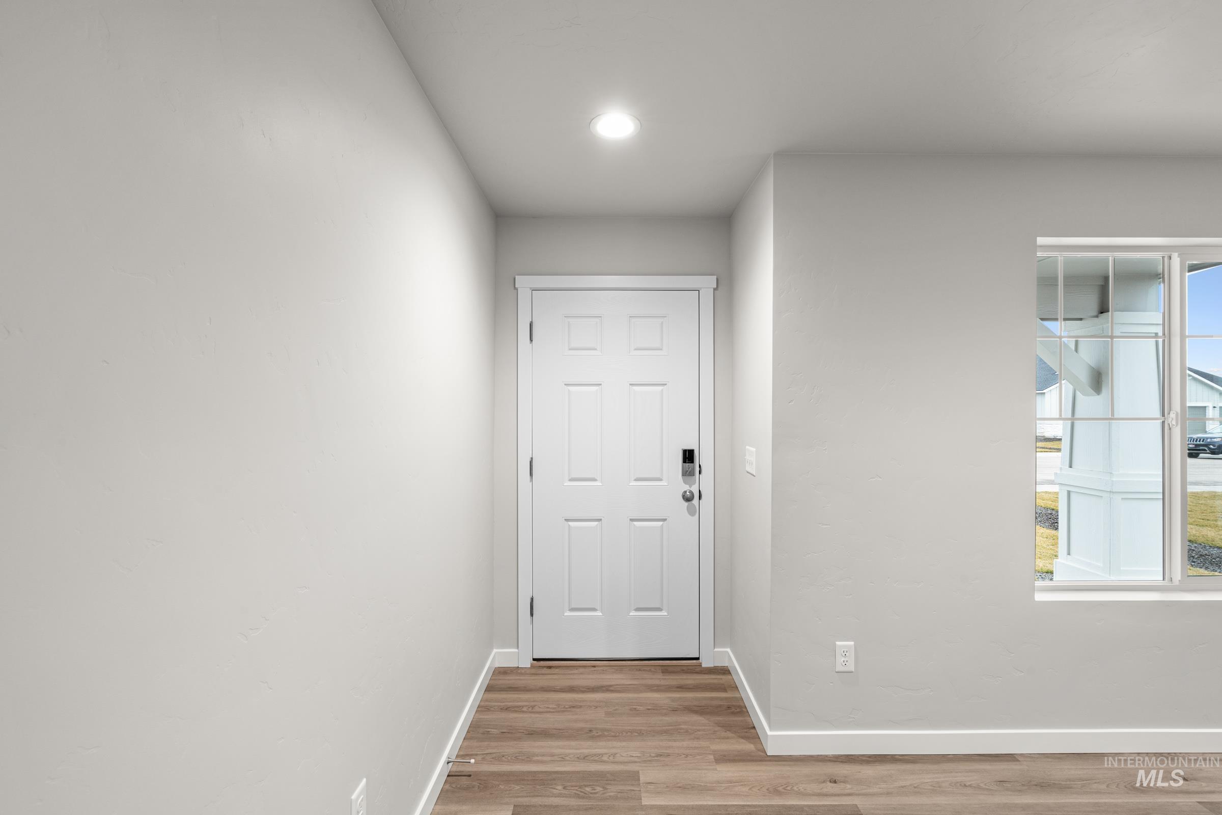 1651 Dyer St, Middleton, Idaho 83644, 5 Bedrooms, 2.5 Bathrooms, Residential For Sale, Price $549,990,MLS 98975490