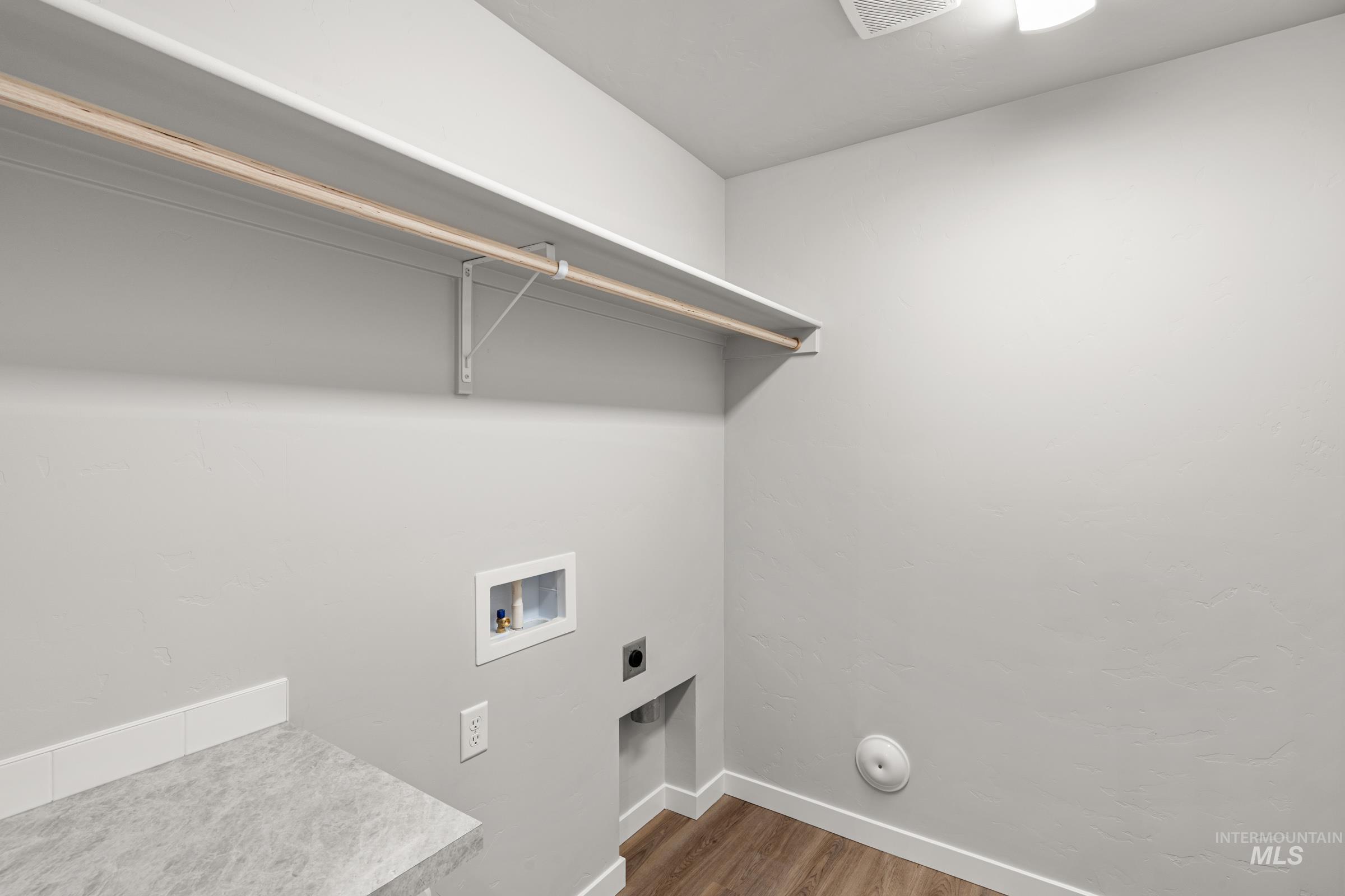 1651 Dyer St, Middleton, Idaho 83644, 5 Bedrooms, 2.5 Bathrooms, Residential For Sale, Price $549,990,MLS 98975490