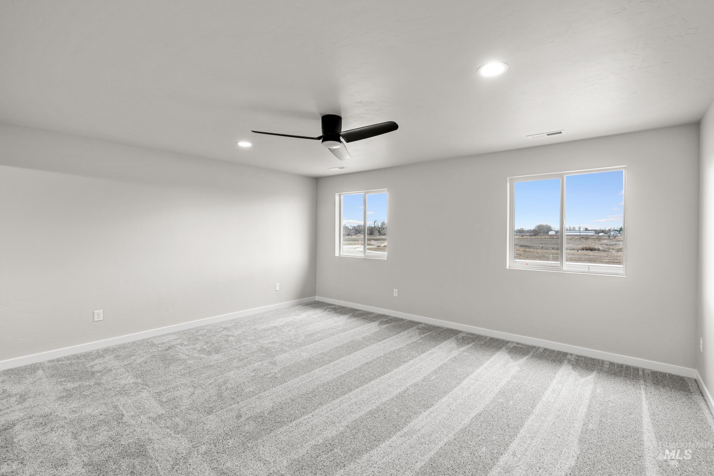 1651 Dyer St, Middleton, Idaho 83644, 5 Bedrooms, 2.5 Bathrooms, Residential For Sale, Price $549,990,MLS 98975490