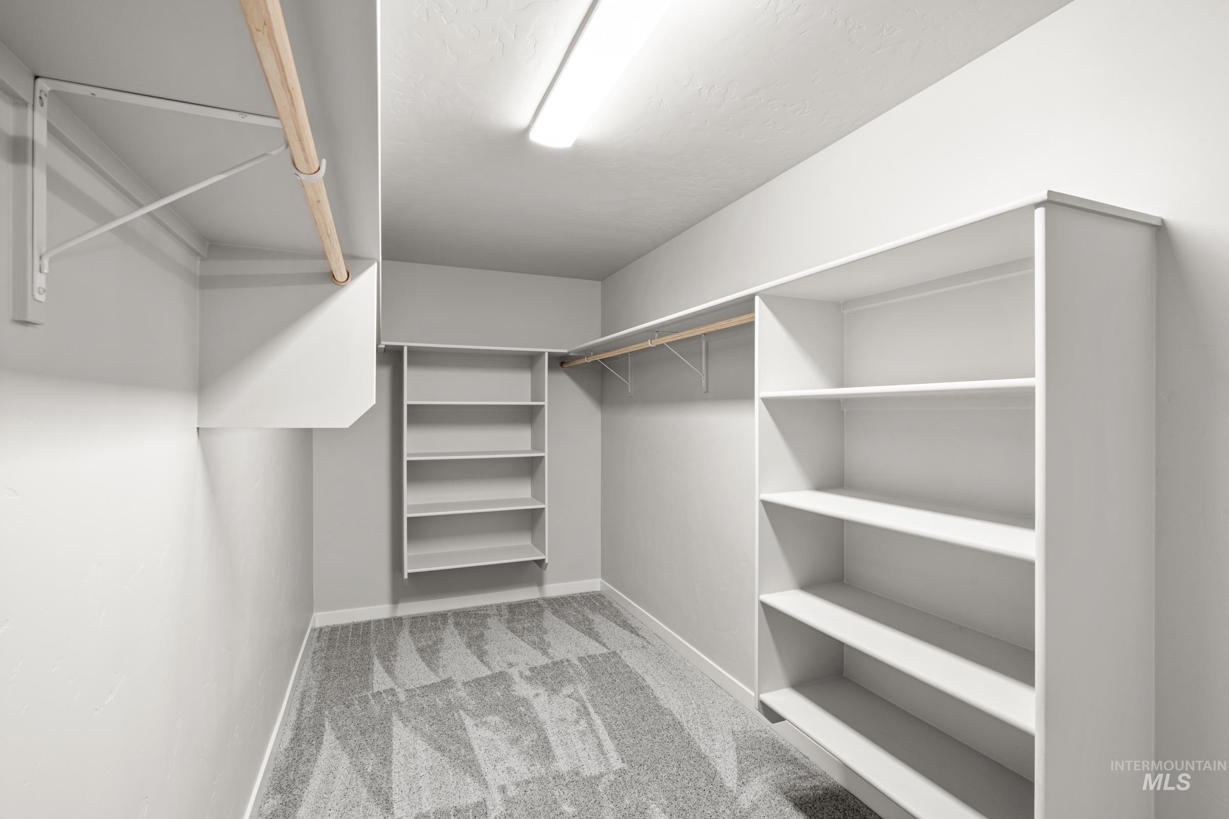 1651 Dyer St, Middleton, Idaho 83644, 5 Bedrooms, 2.5 Bathrooms, Residential For Sale, Price $549,990,MLS 98975490