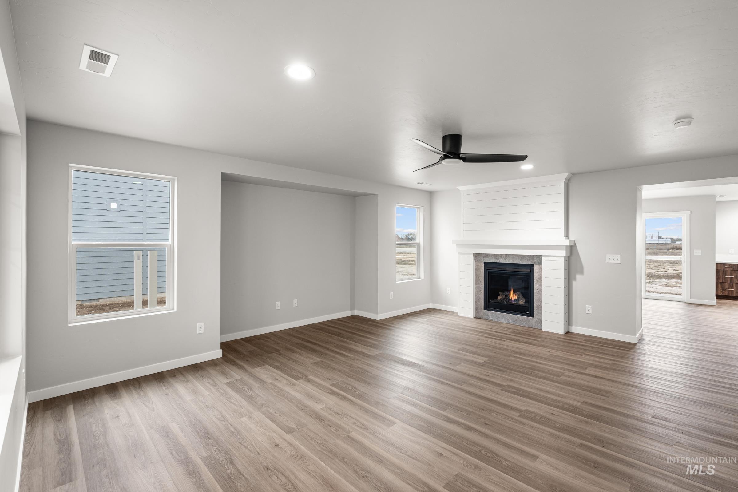 1651 Dyer St, Middleton, Idaho 83644, 5 Bedrooms, 2.5 Bathrooms, Residential For Sale, Price $549,990,MLS 98975490