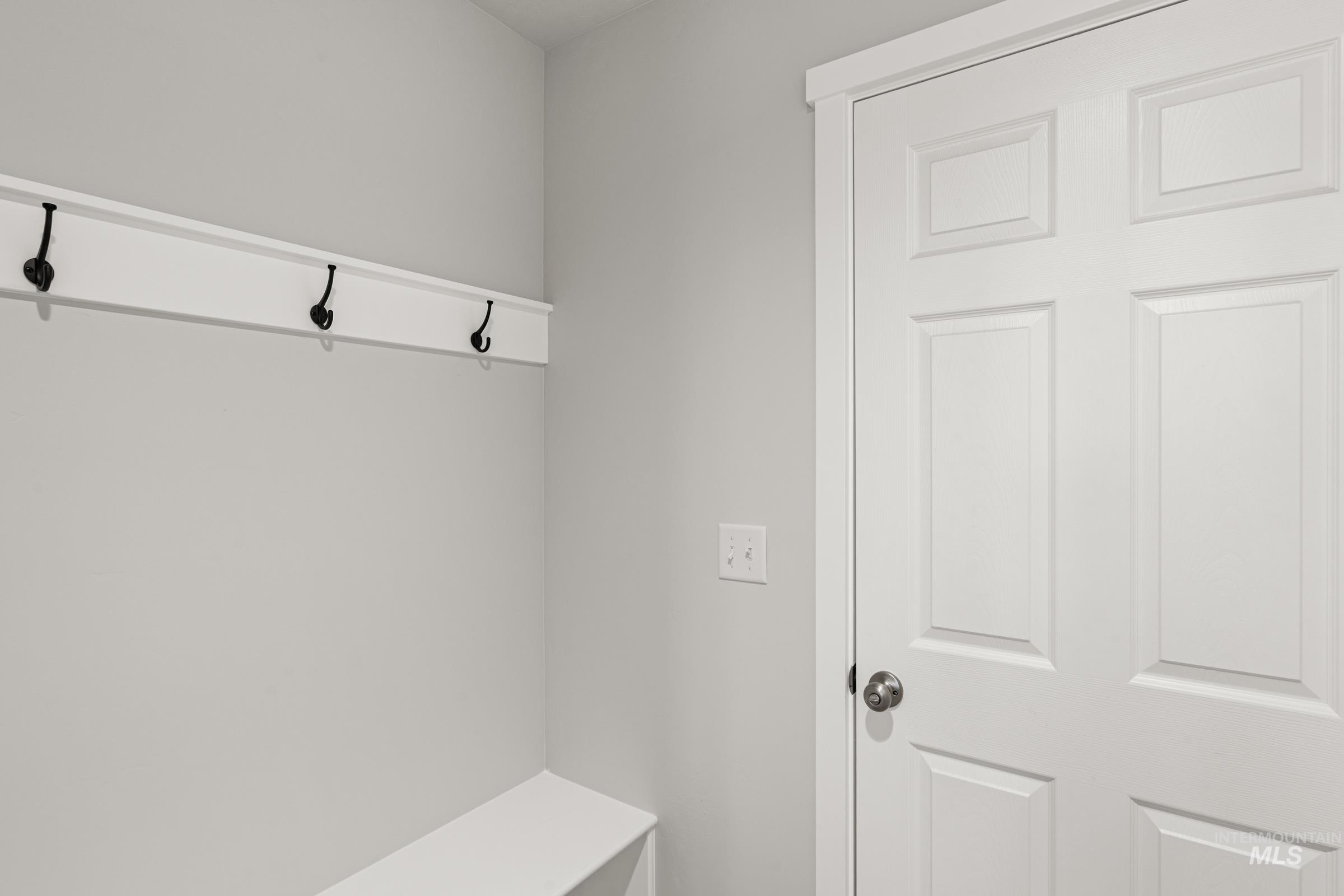 1669 Dyer St, Middleton, Idaho 83644, 5 Bedrooms, 3 Bathrooms, Residential For Sale, Price $539,990,MLS 98975491