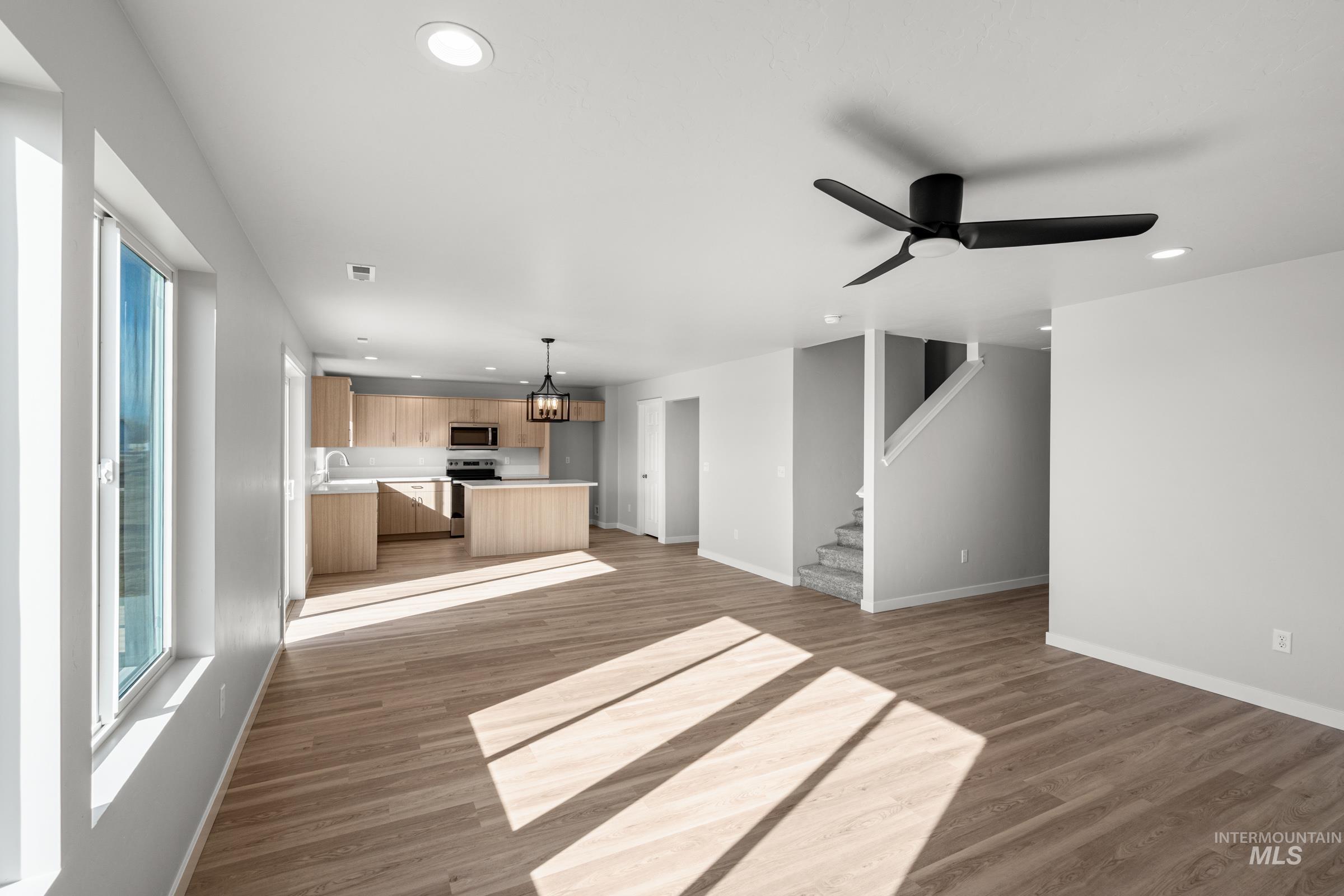 1687 Dyer St, Middleton, Idaho 83644, 4 Bedrooms, 2.5 Bathrooms, Residential For Sale, Price $519,990, 98975492