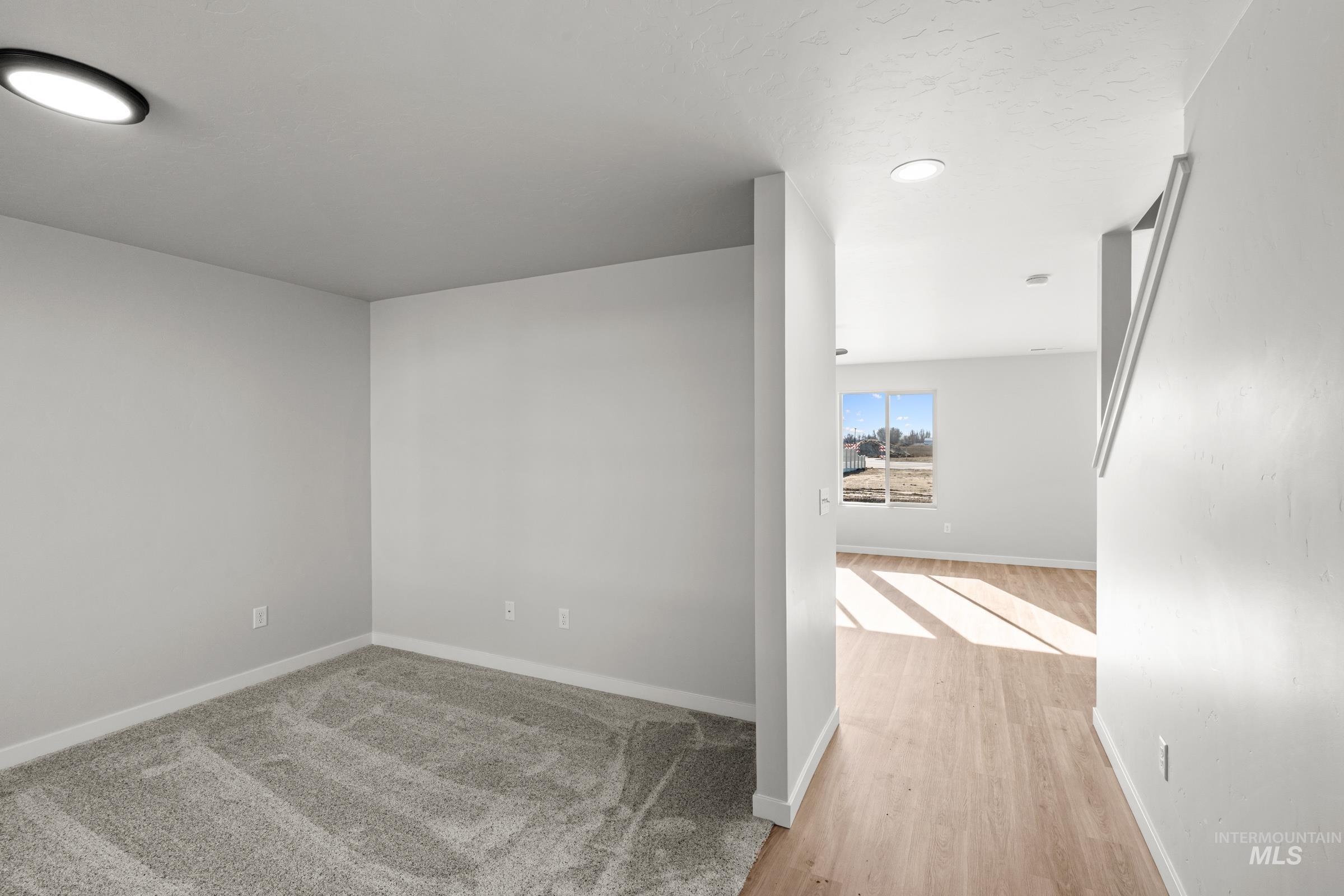 1687 Dyer St, Middleton, Idaho 83644, 4 Bedrooms, 2.5 Bathrooms, Residential For Sale, Price $519,990, 98975492