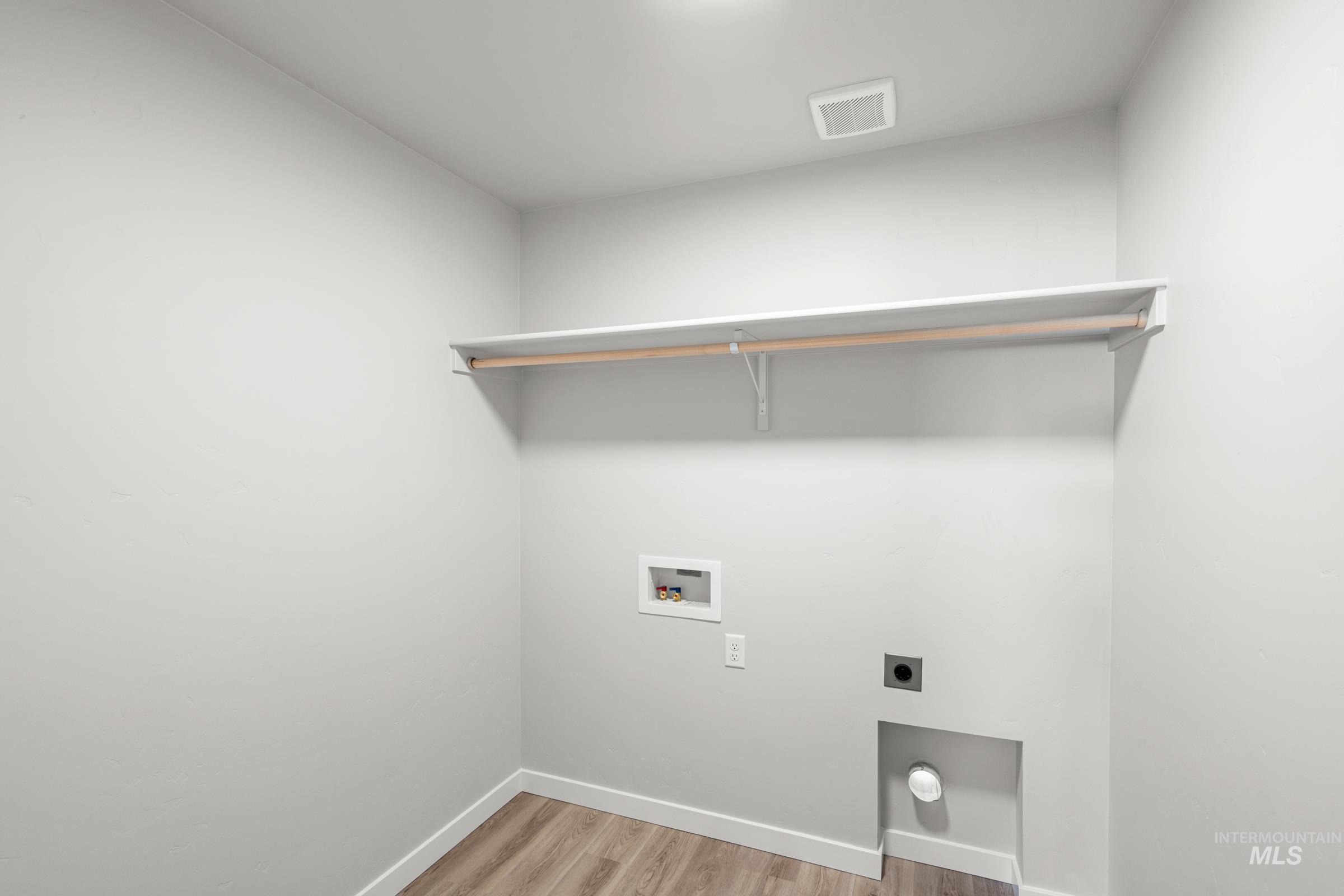 1687 Dyer St, Middleton, Idaho 83644, 4 Bedrooms, 2.5 Bathrooms, Residential For Sale, Price $519,990, 98975492