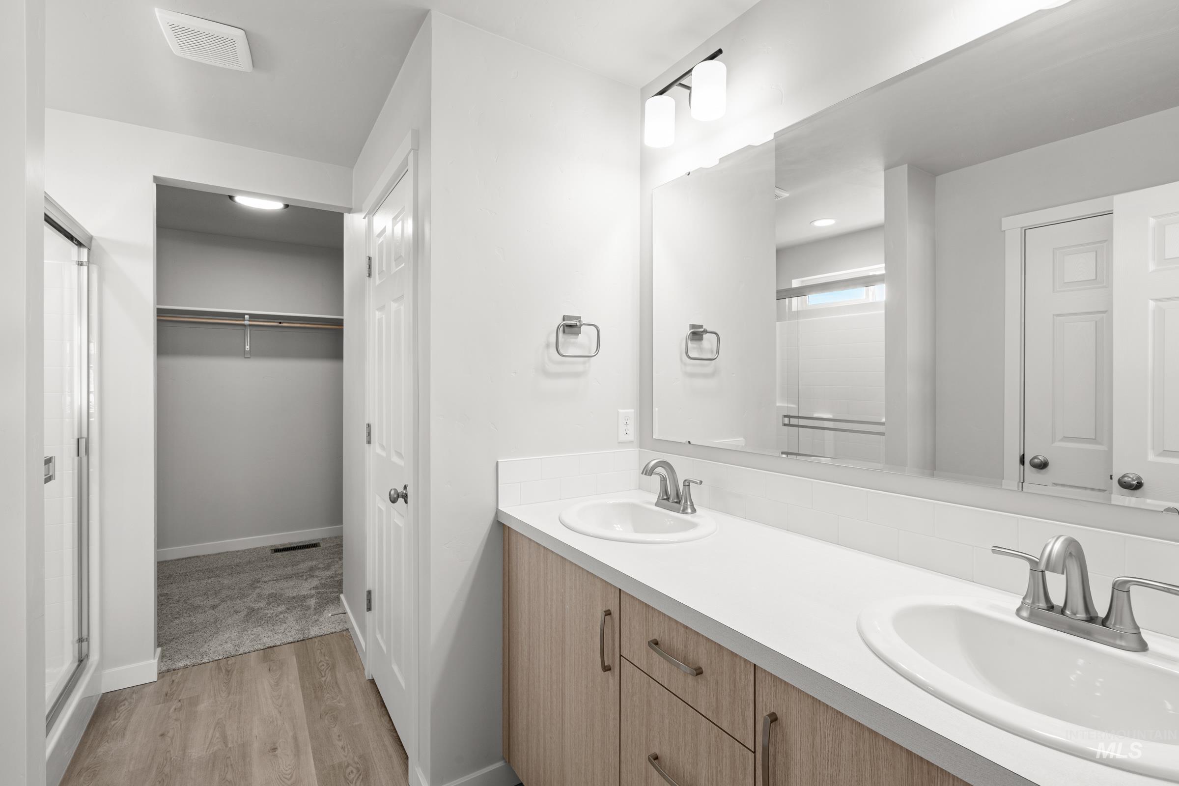 1687 Dyer St, Middleton, Idaho 83644, 4 Bedrooms, 2.5 Bathrooms, Residential For Sale, Price $519,990, 98975492