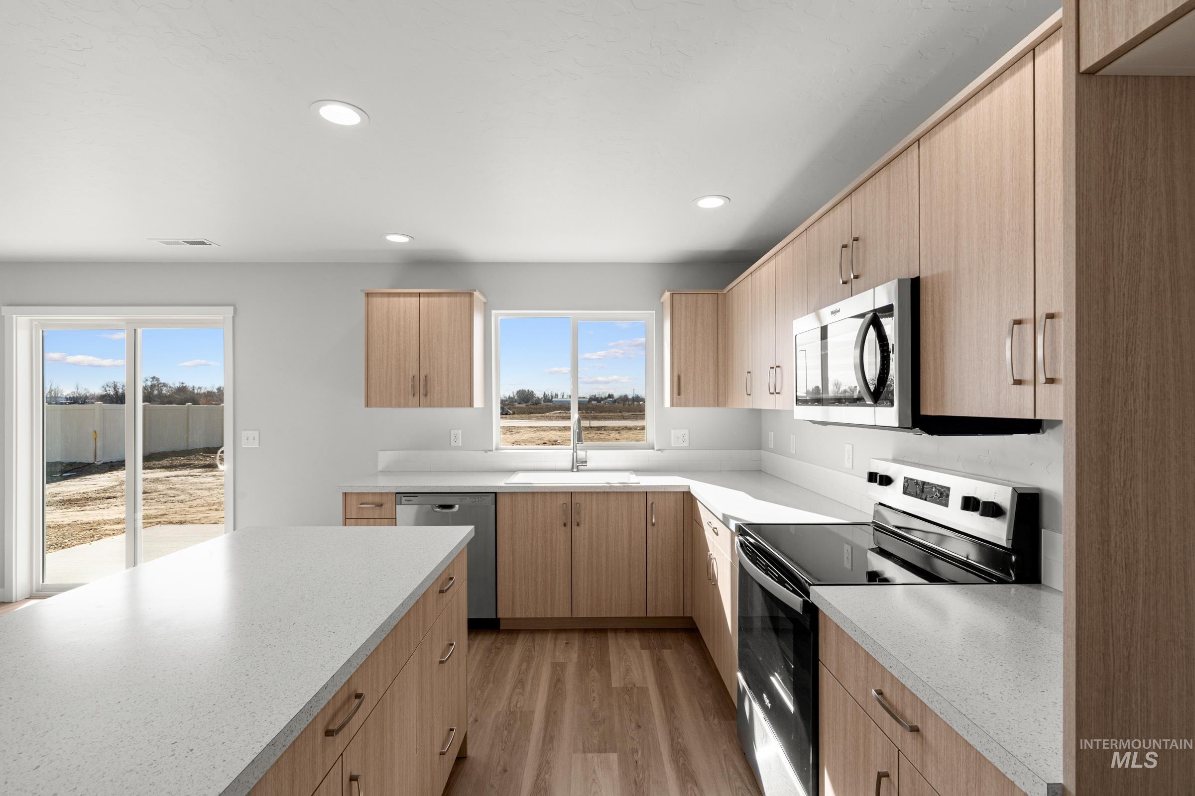 1687 Dyer St, Middleton, Idaho 83644, 4 Bedrooms, 2.5 Bathrooms, Residential For Sale, Price $519,990, 98975492