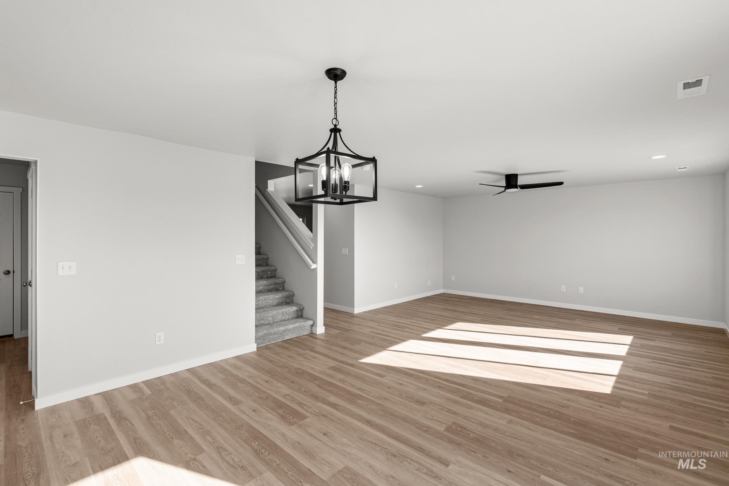 1687 Dyer St, Middleton, Idaho 83644, 4 Bedrooms, 2.5 Bathrooms, Residential For Sale, Price $519,990, 98975492