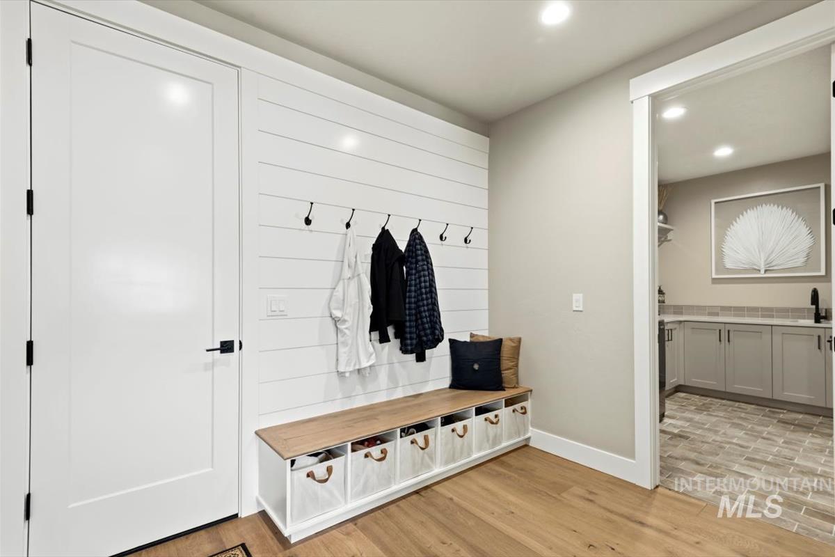 11329 N Elk Ridge Way, Boise, Idaho 83714, 3 Bedrooms, 3.5 Bathrooms, Residential For Sale, Price $1,668,000,MLS 98975493