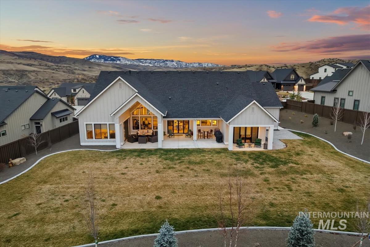 11329 N Elk Ridge Way, Boise, Idaho 83714, 3 Bedrooms, 3.5 Bathrooms, Residential For Sale, Price $1,668,000,MLS 98975493