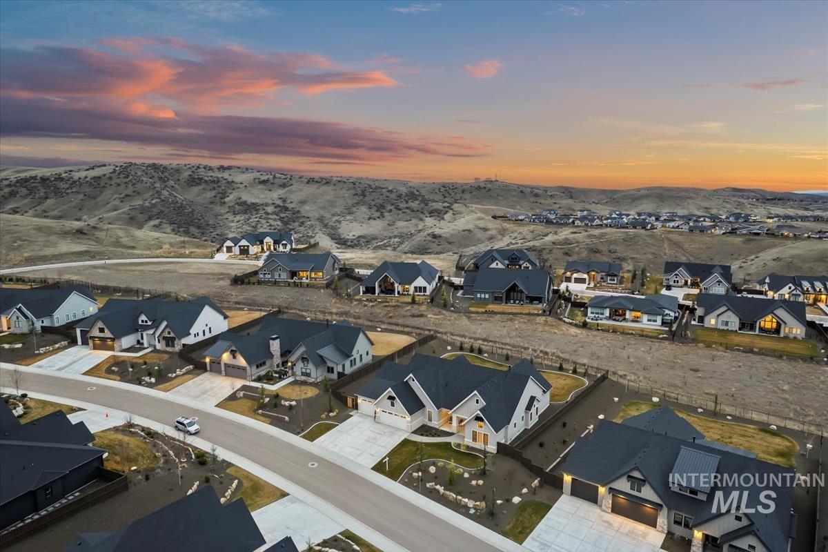 11329 N Elk Ridge Way, Boise, Idaho 83714, 3 Bedrooms, 3.5 Bathrooms, Residential For Sale, Price $1,668,000,MLS 98975493
