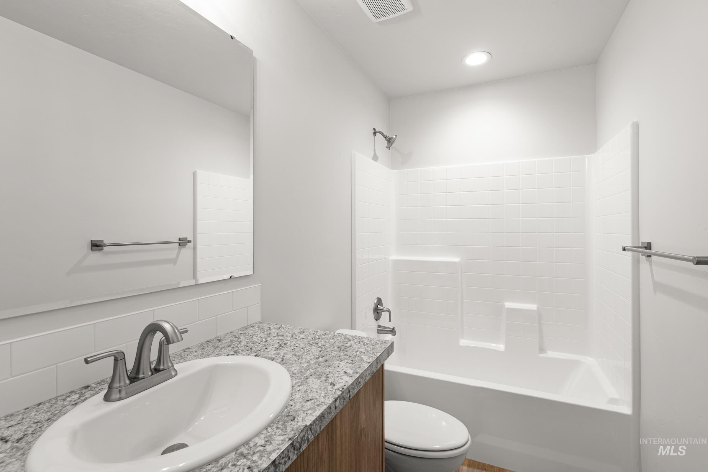 511 Hamlow Ave, Middleton, Idaho 83644, 4 Bedrooms, 2 Bathrooms, Residential For Sale, Price $464,990,MLS 98975494