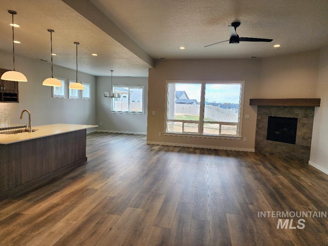 2371 S Hurd Ave., Nampa, Idaho 83686, 3 Bedrooms, 2 Bathrooms, Residential For Sale, Price $602,900, 98975495