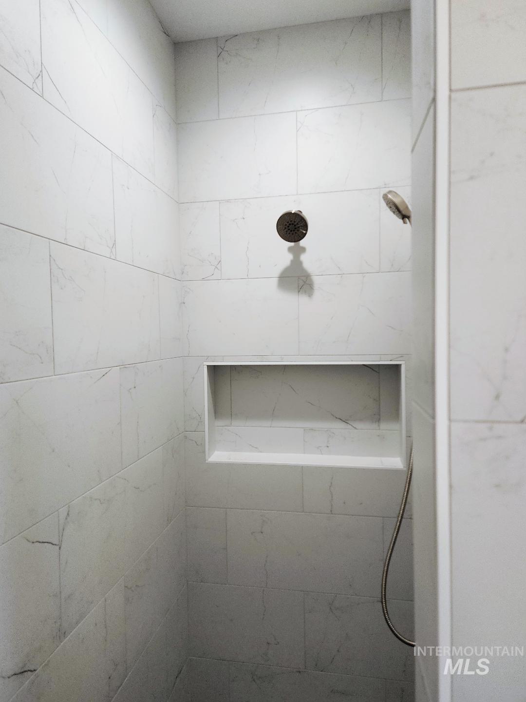 2371 S Hurd Ave., Nampa, Idaho 83686, 3 Bedrooms, 2 Bathrooms, Residential For Sale, Price $602,900, 98975495