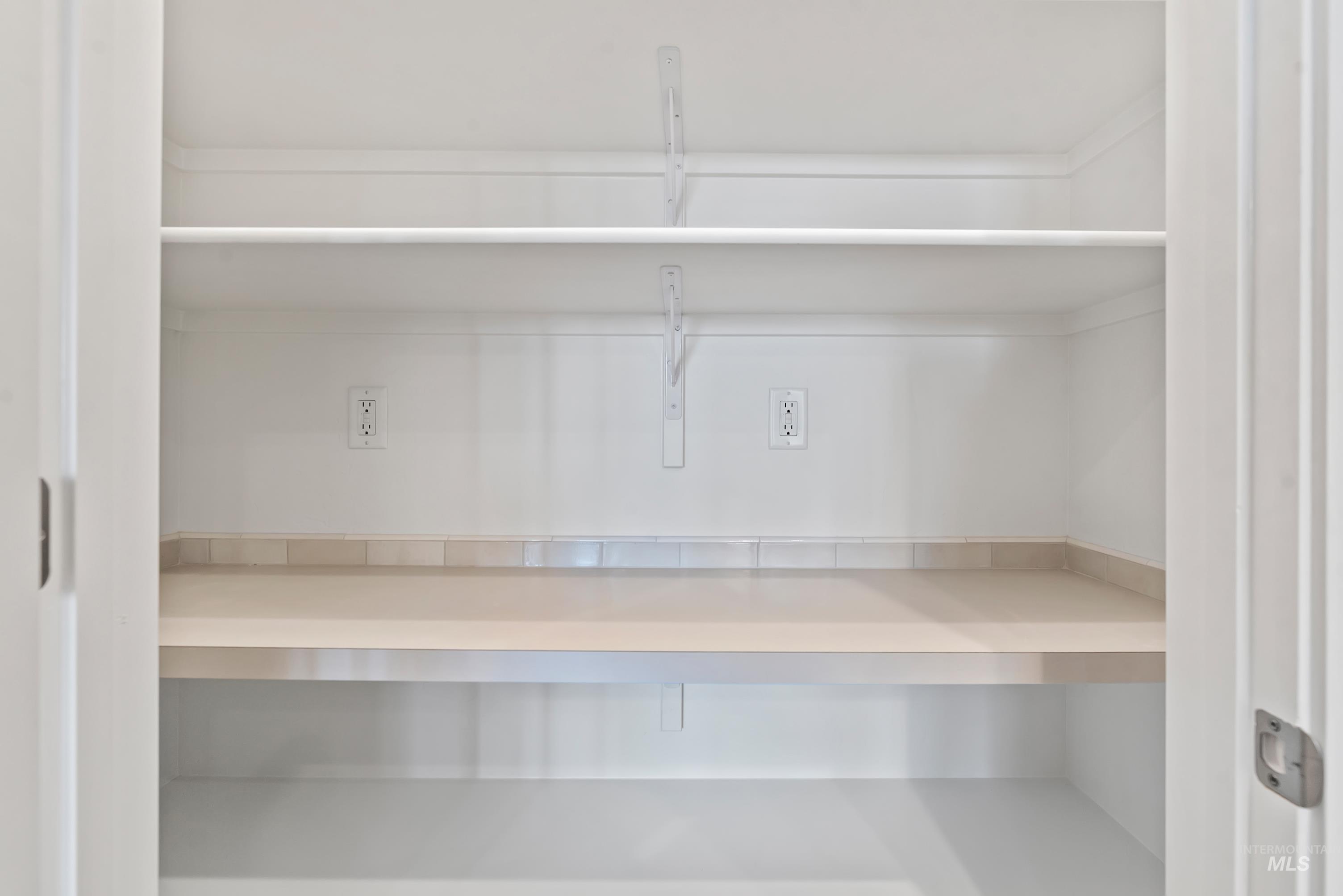 2371 S Hurd Ave., Nampa, Idaho 83686, 3 Bedrooms, 2 Bathrooms, Residential For Sale, Price $602,900,MLS 98975495