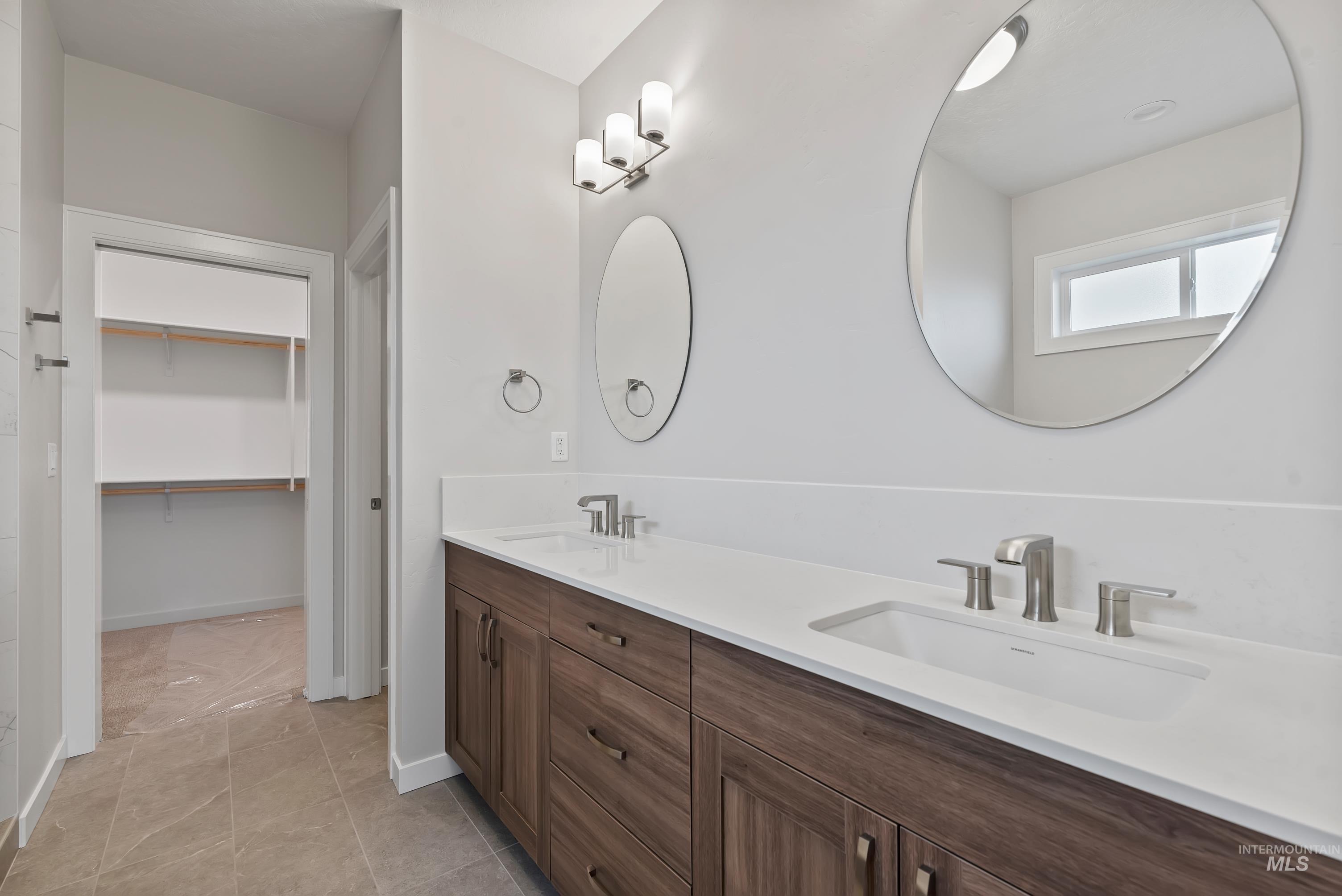 2371 S Hurd Ave., Nampa, Idaho 83686, 3 Bedrooms, 2 Bathrooms, Residential For Sale, Price $602,900,MLS 98975495