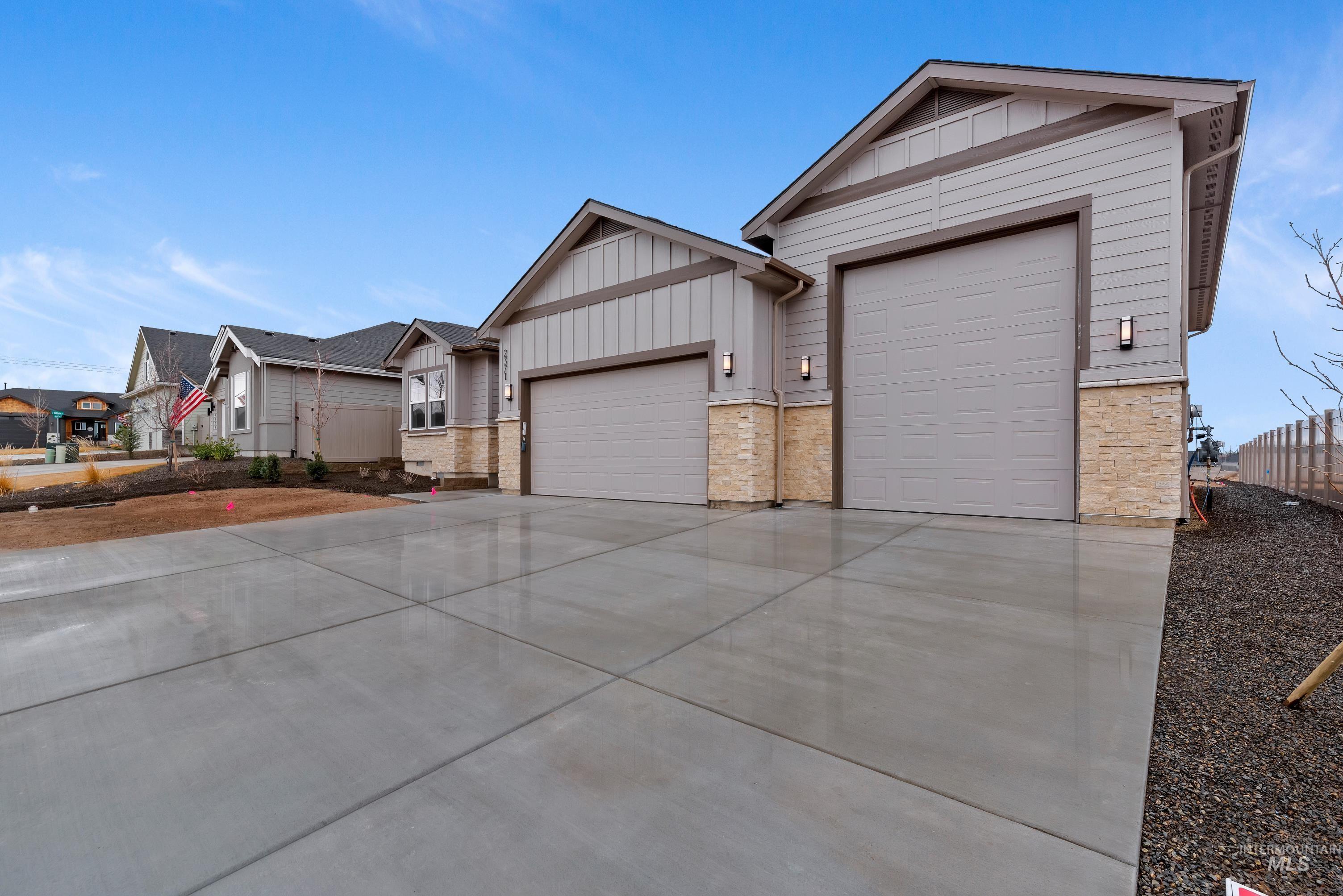 2371 S Hurd Ave., Nampa, Idaho 83686, 3 Bedrooms, 2 Bathrooms, Residential For Sale, Price $602,900,MLS 98975495