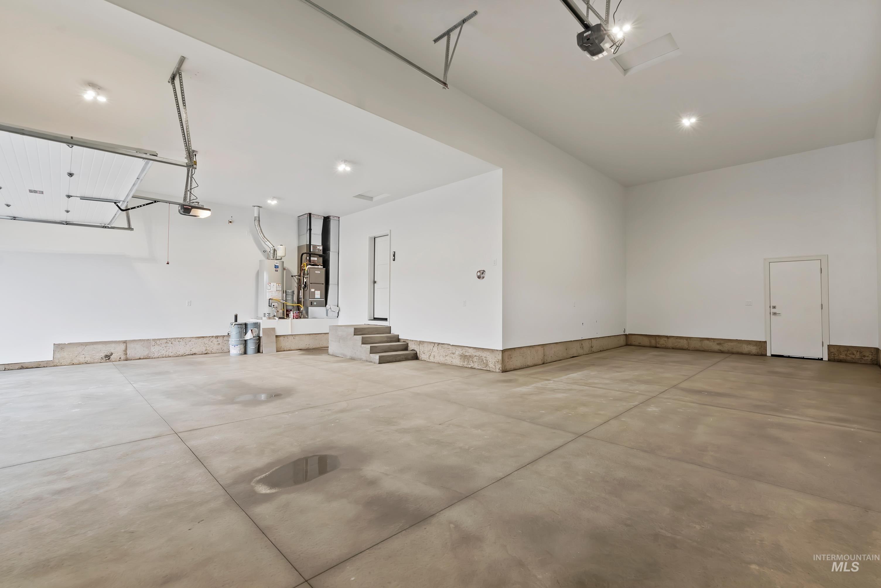 2371 S Hurd Ave., Nampa, Idaho 83686, 3 Bedrooms, 2 Bathrooms, Residential For Sale, Price $602,900,MLS 98975495