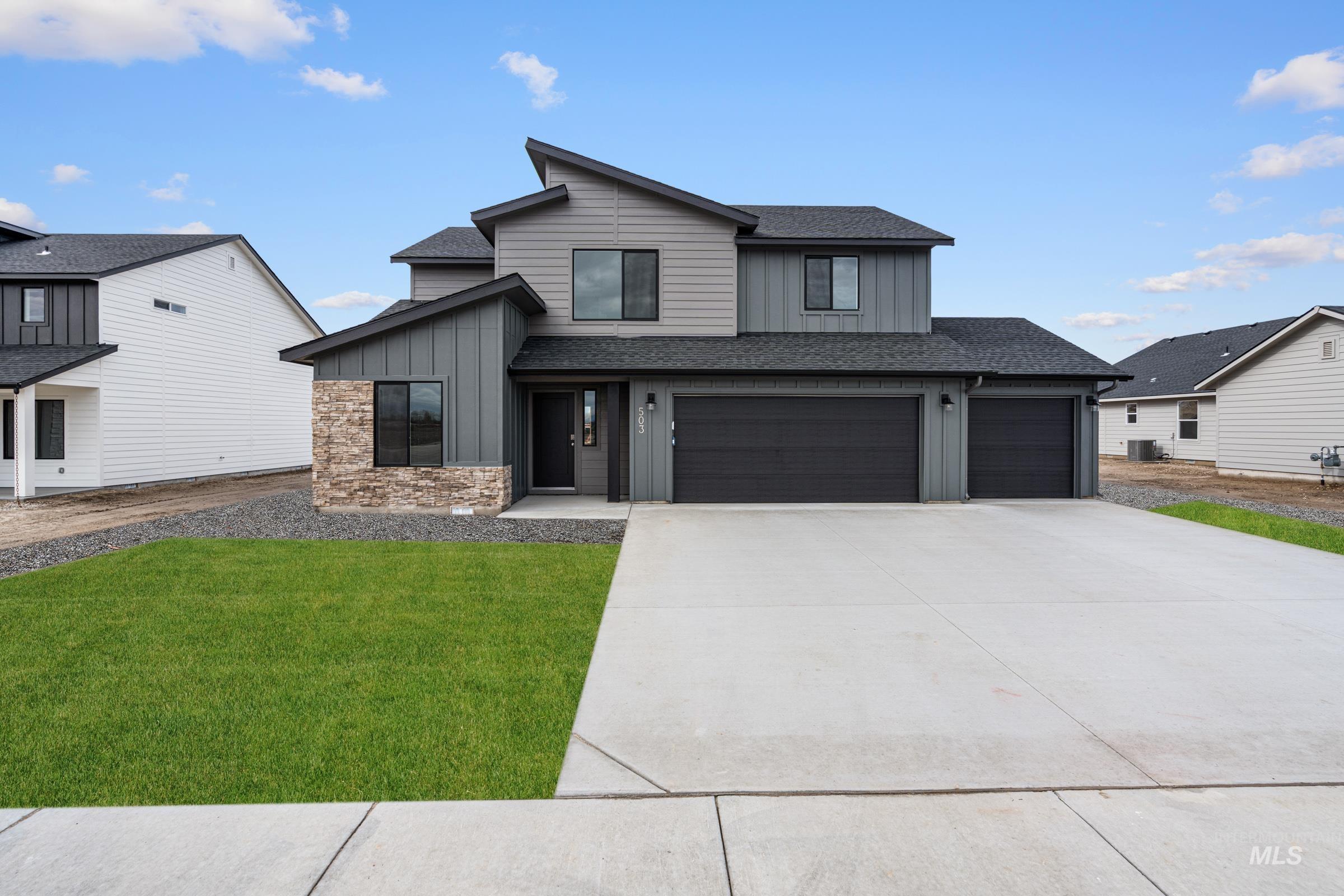 503 Hamlow Ave, Middleton, Idaho 83644, 4 Bedrooms, 2.5 Bathrooms, Residential For Sale, Price $454,990,MLS 98975496