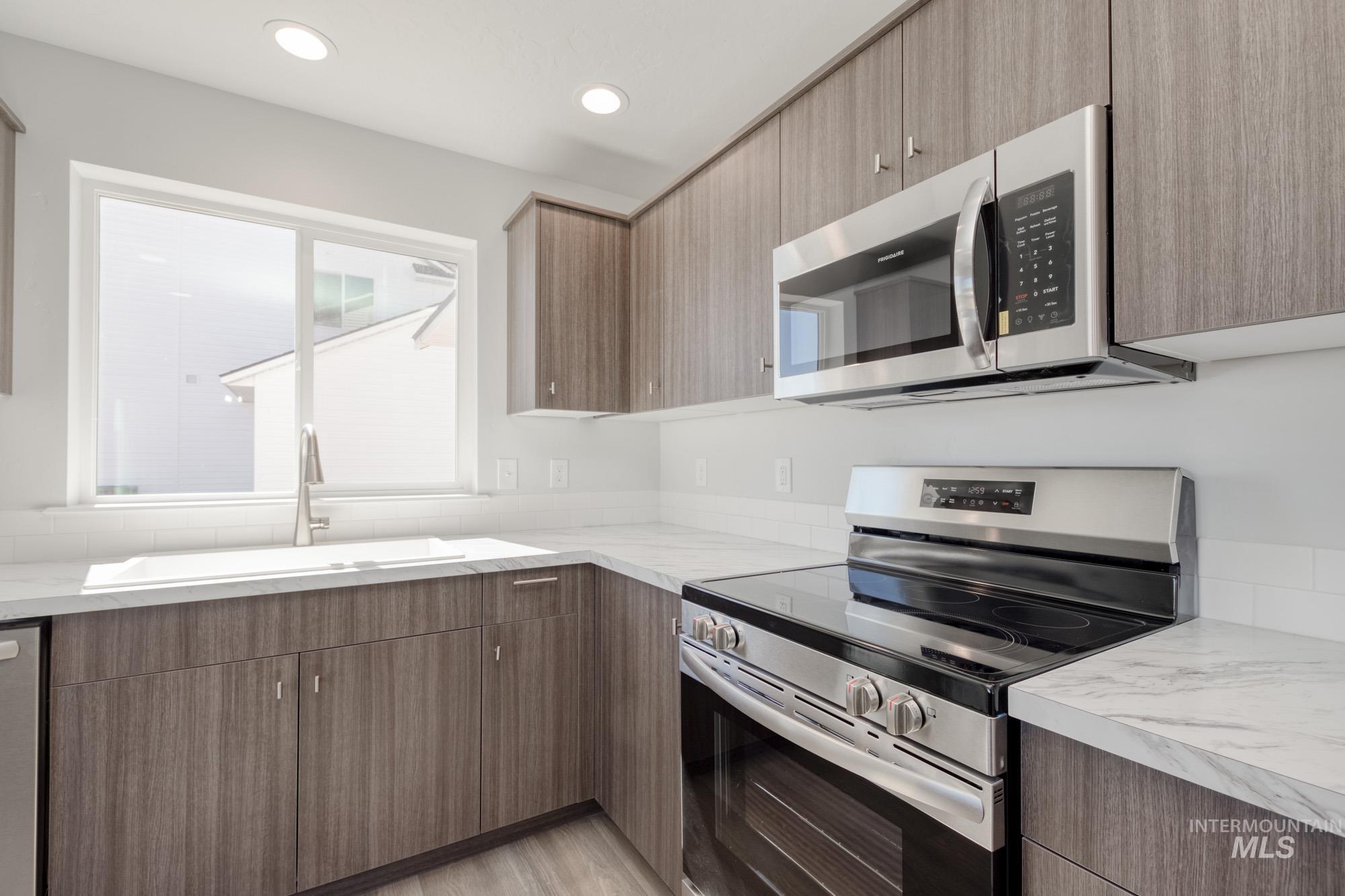 503 Hamlow Ave, Middleton, Idaho 83644, 4 Bedrooms, 2.5 Bathrooms, Residential For Sale, Price $454,990,MLS 98975496