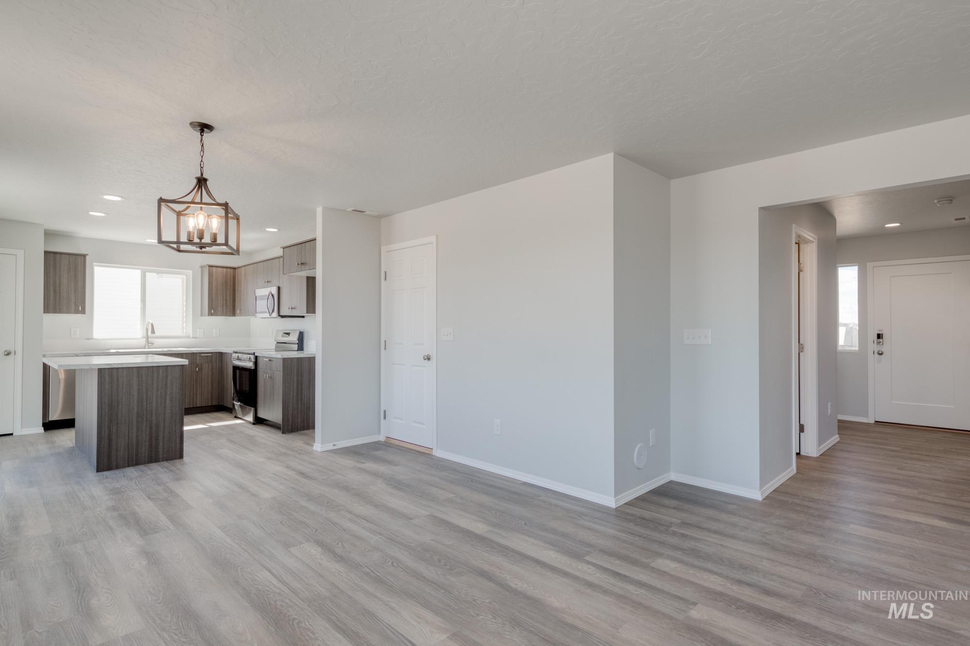 503 Hamlow Ave, Middleton, Idaho 83644, 4 Bedrooms, 2.5 Bathrooms, Residential For Sale, Price $454,990,MLS 98975496