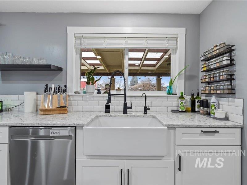 8931 Brynwood Drive, Boise, Idaho 83704, 3 Bedrooms, 2 Bathrooms, Residential For Sale, Price $439,900, 98975497