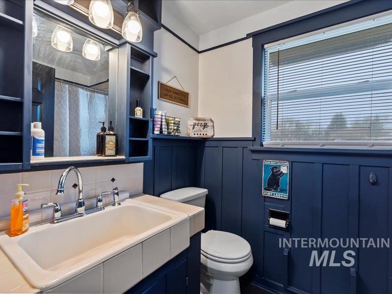 8931 Brynwood Drive, Boise, Idaho 83704, 3 Bedrooms, 2 Bathrooms, Residential For Sale, Price $439,900, 98975497