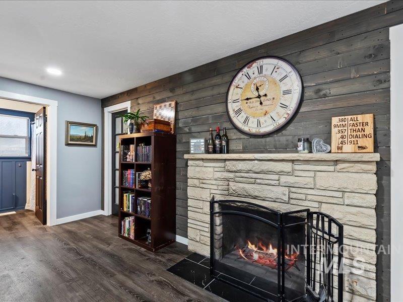 8931 Brynwood Drive, Boise, Idaho 83704, 3 Bedrooms, 2 Bathrooms, Residential For Sale, Price $439,900, 98975497