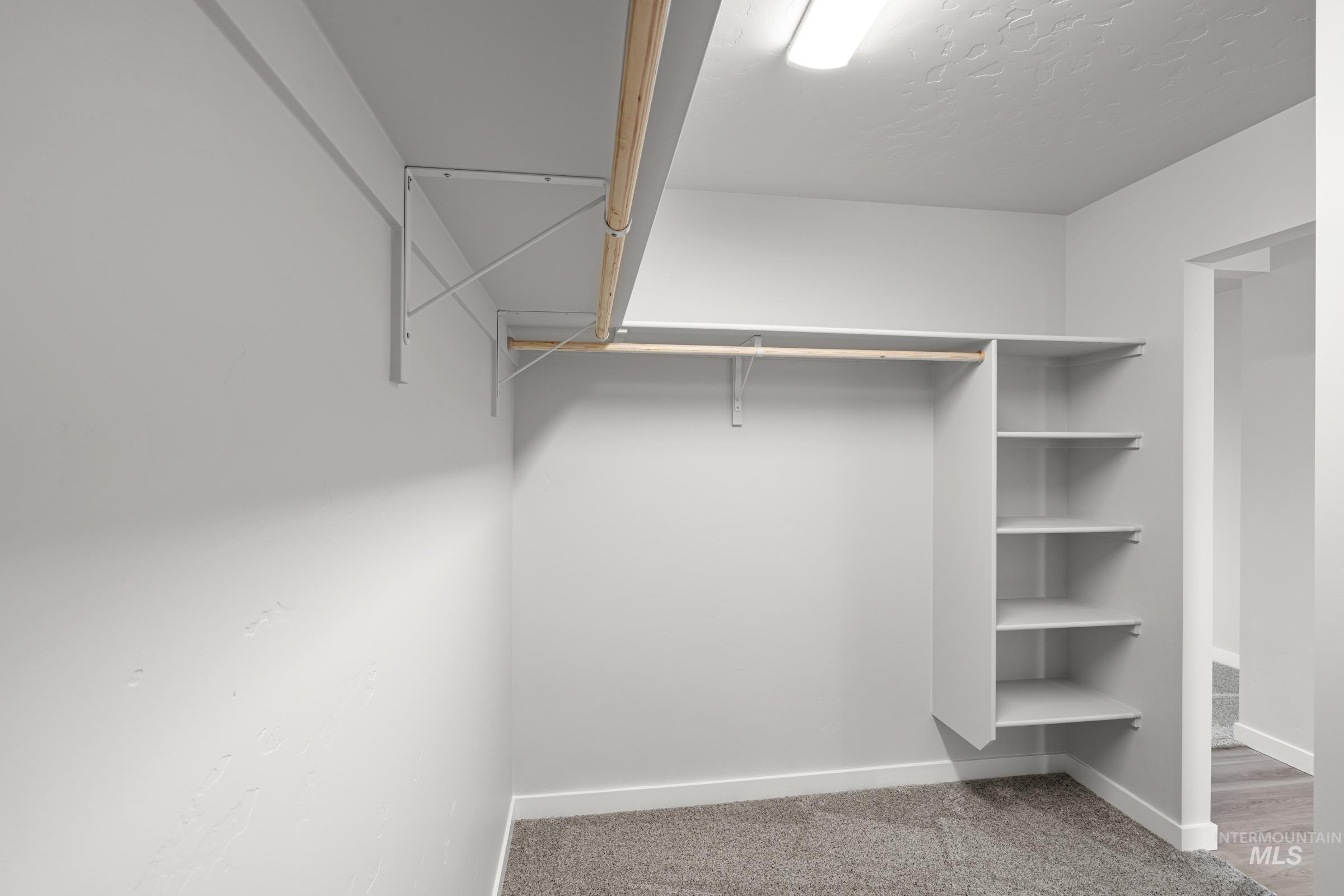 499 Hamlow Ave, Middleton, Idaho 83644, 4 Bedrooms, 2.5 Bathrooms, Residential For Sale, Price $469,990,MLS 98975498