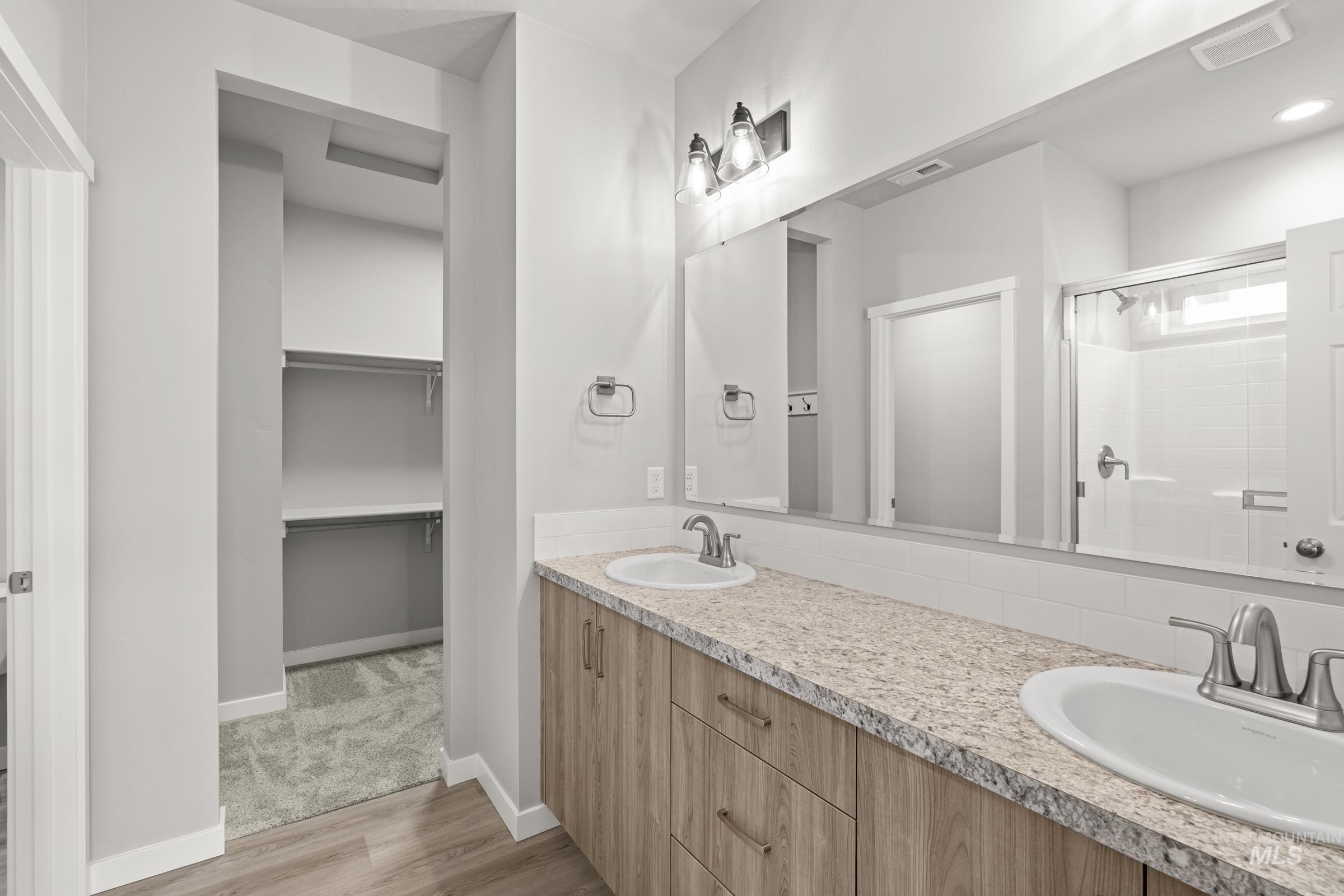 487 Hamlow Ave, Middleton, Idaho 83644, 4 Bedrooms, 2 Bathrooms, Residential For Sale, Price $420,990,MLS 98975500